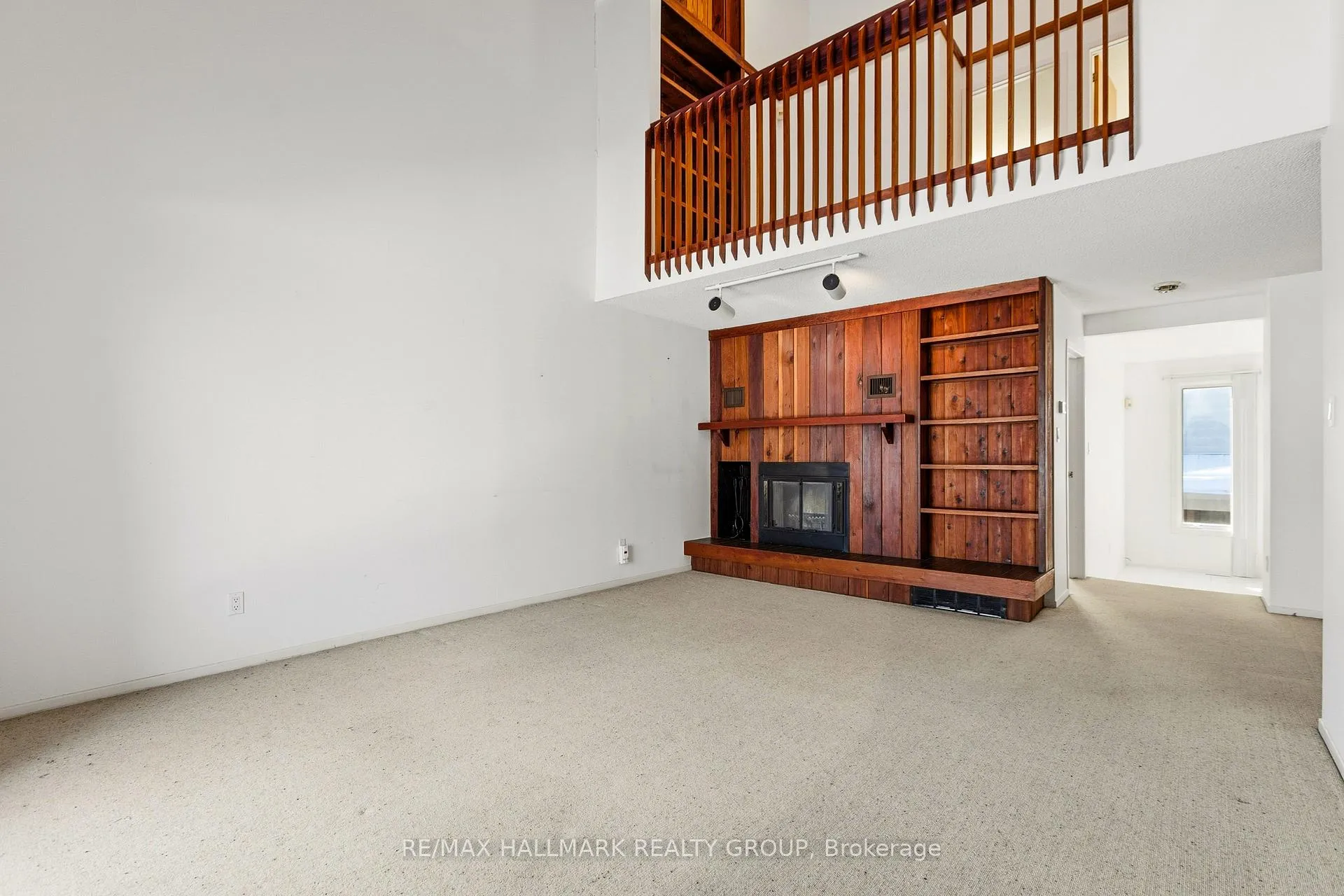 Photo 5 of 500 Foxview Place, Ottawa, CFB Rockcliffe and Area — HOMEH