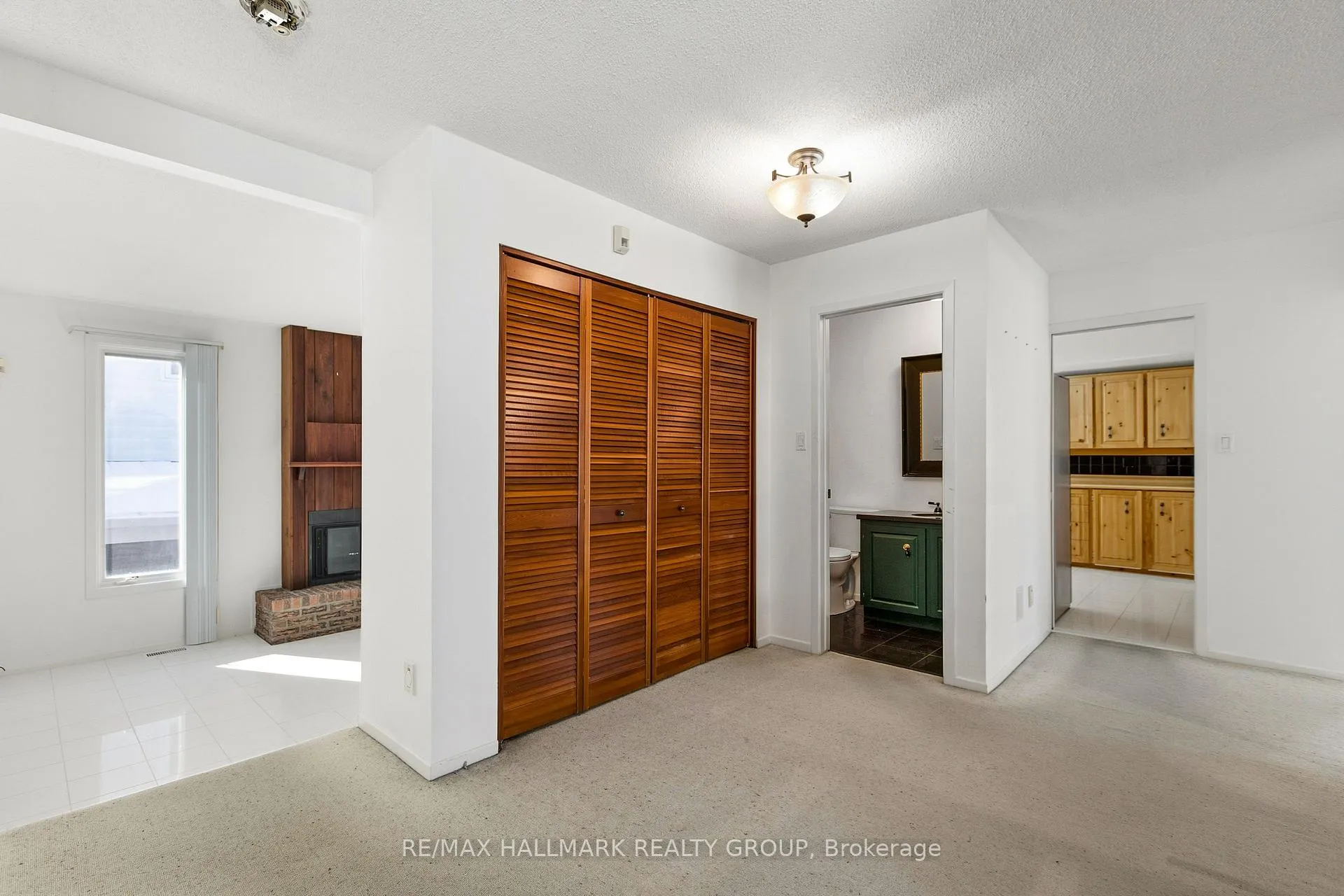 Photo 6 of 500 Foxview Place, Ottawa, CFB Rockcliffe and Area — HOMEH