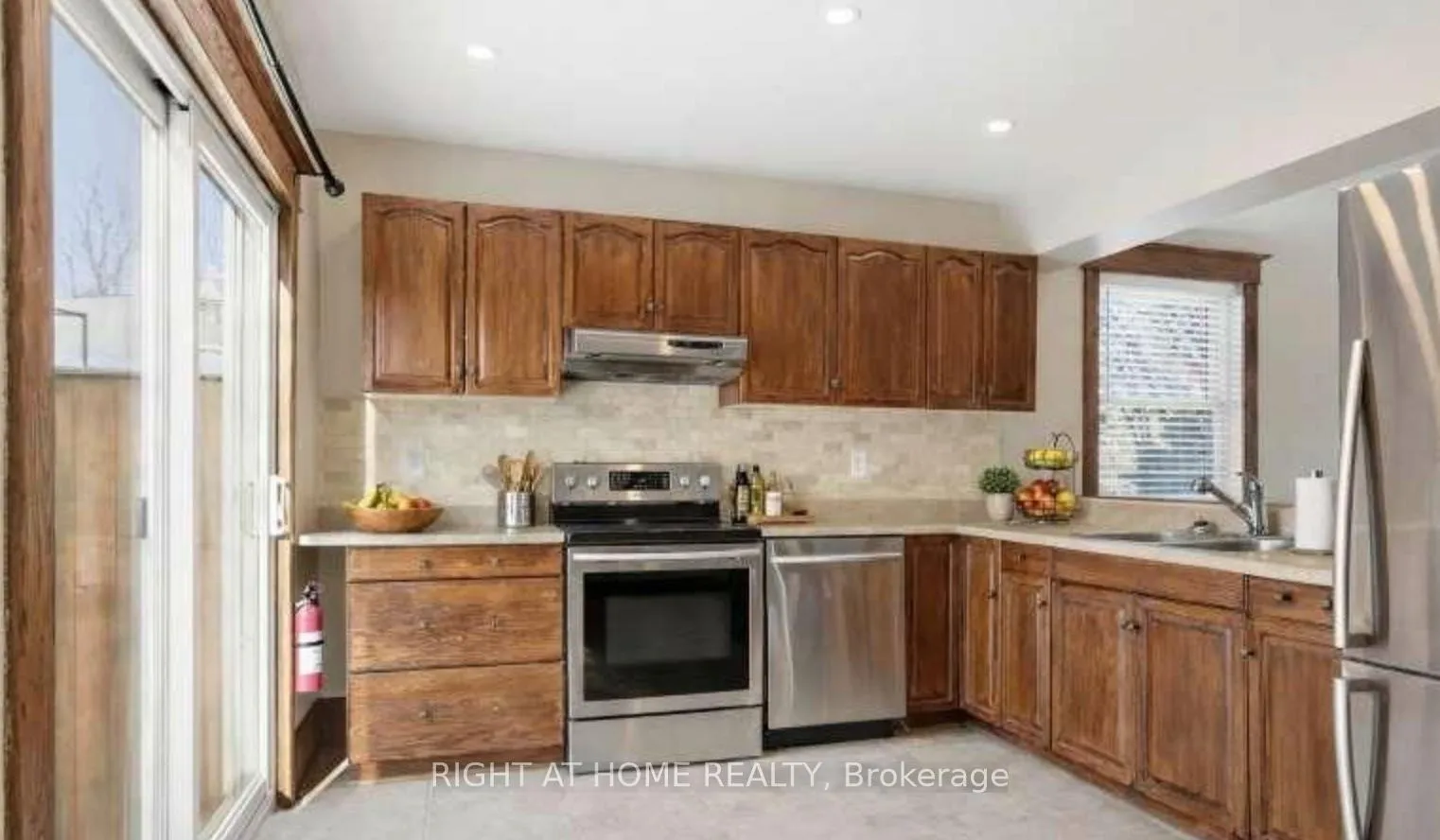 Photo 9 of Unit Upper, 17 Mill Street, Milton, Old Milton — HOMEH