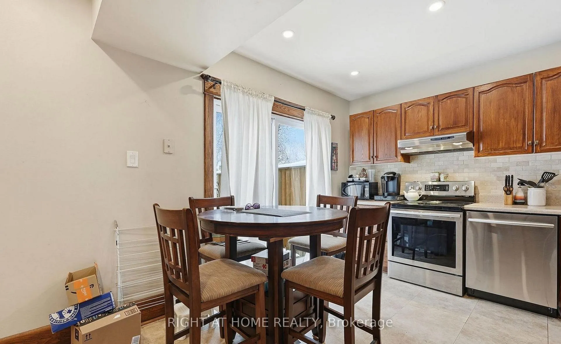 Photo 10 of Unit Upper, 17 Mill Street, Milton, Old Milton — HOMEH
