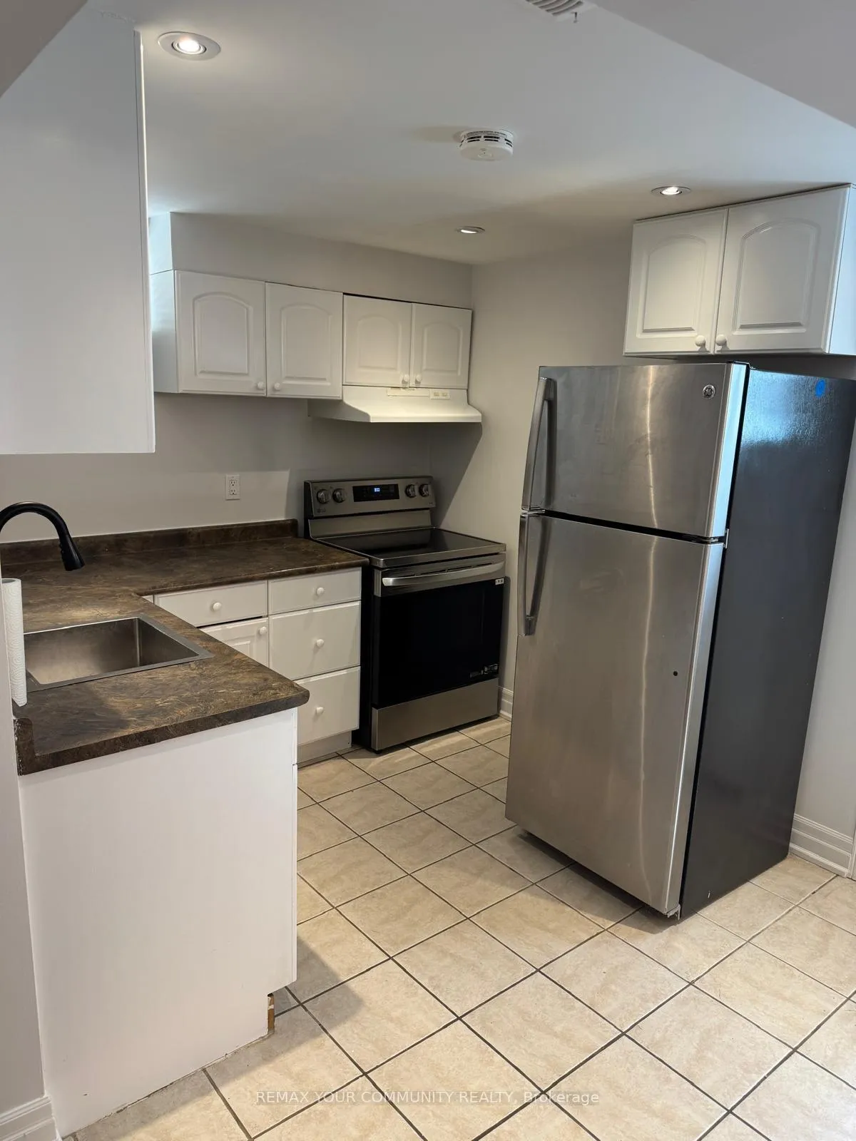 Photo 6 of Unit Bsmt, 59 Belvedere Crescent, Richmond Hill, Crosby — HOMEH