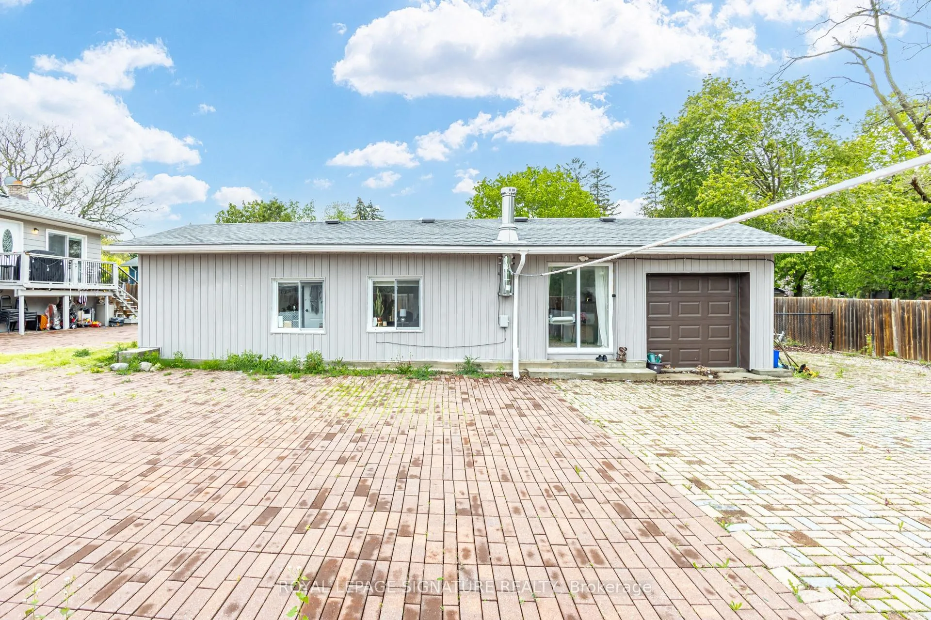 Photo 4 of Unit Coach, 235 Cedar Crescent, Barrie, Bayshore — HOMEH