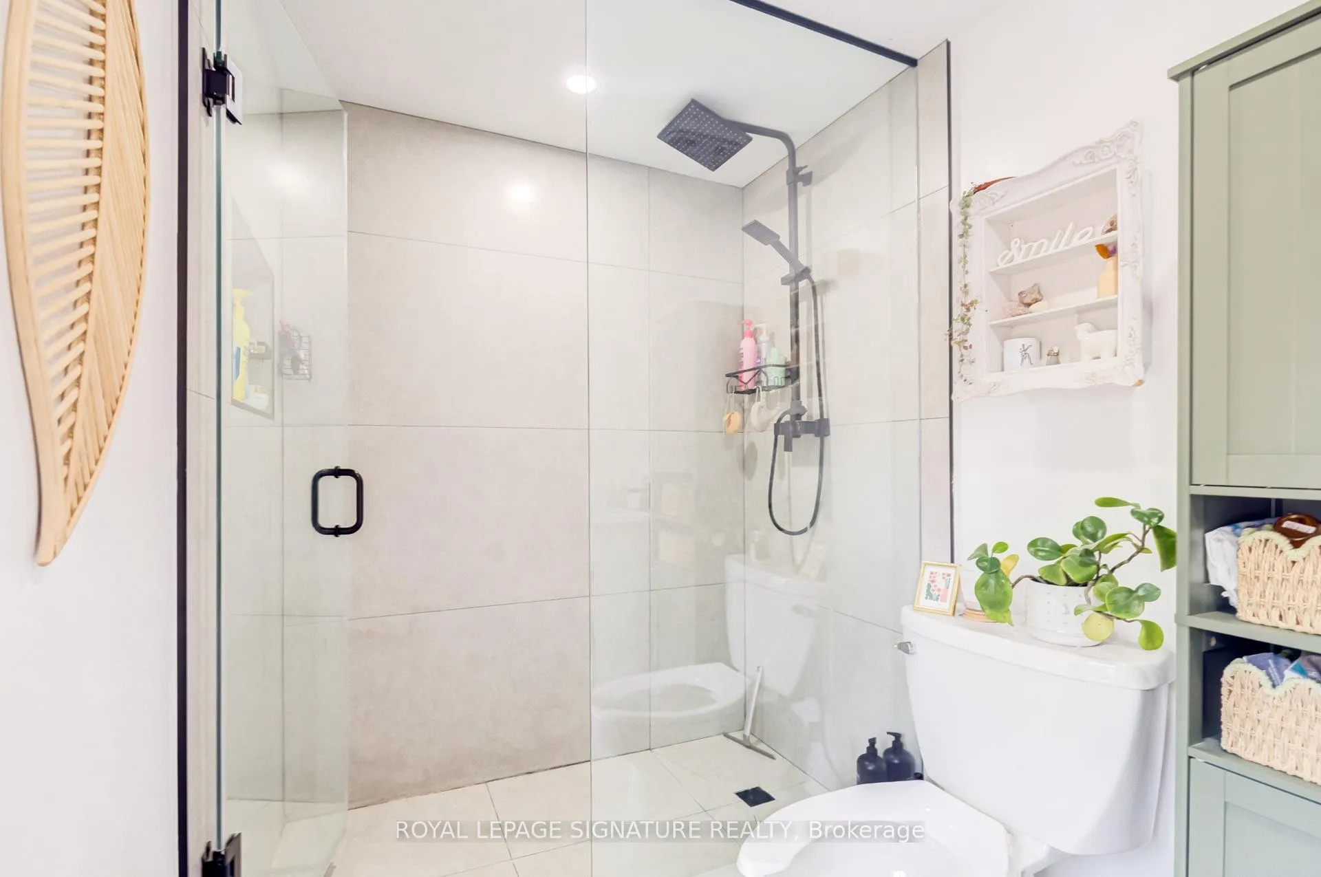 Photo 12 of Unit Coach, 235 Cedar Crescent, Barrie, Bayshore — HOMEH