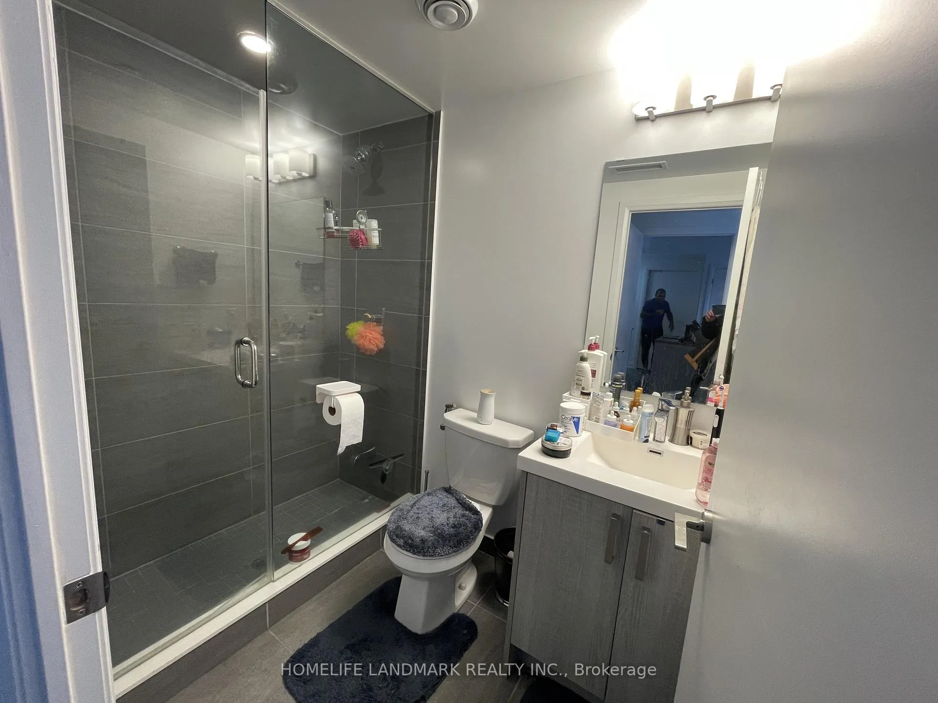 Photo 6 of Unit 2708, 77 Mutual Street, Toronto, Church-Yonge Corridor — HOMEH