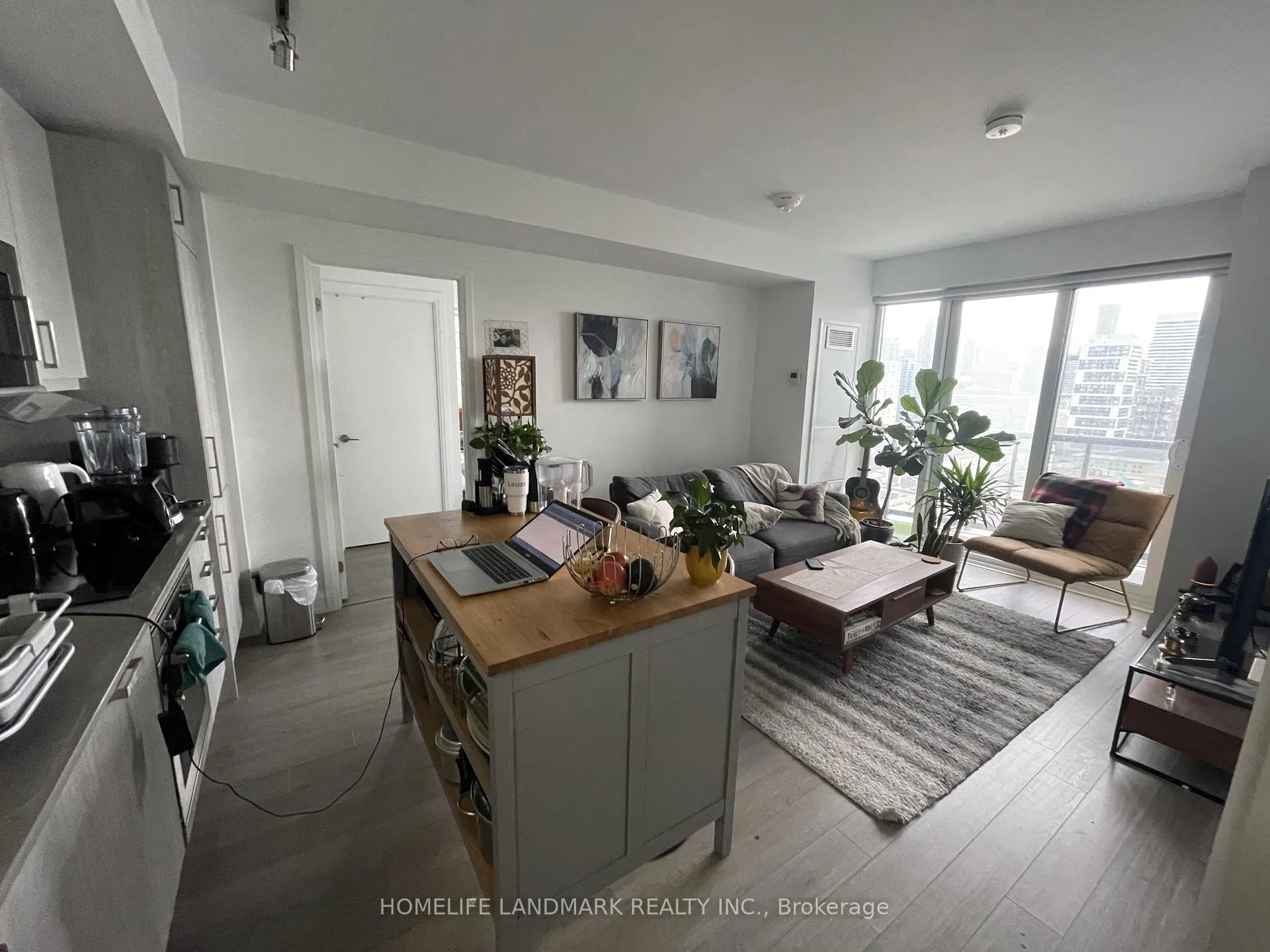 Photo 9 of Unit 2708, 77 Mutual Street, Toronto, Church-Yonge Corridor — HOMEH