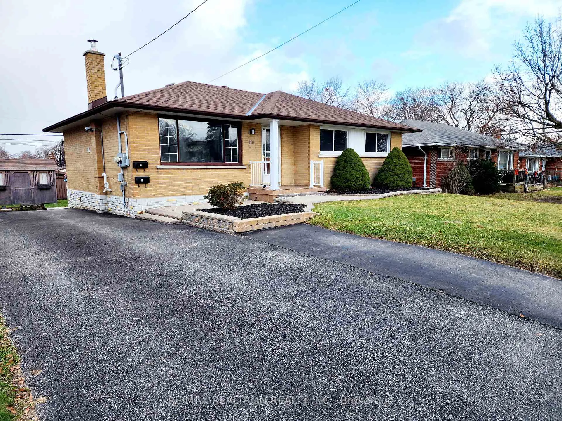 Photo 1 of 58 Athabasca Street, Oshawa, Donevan — HOMEH