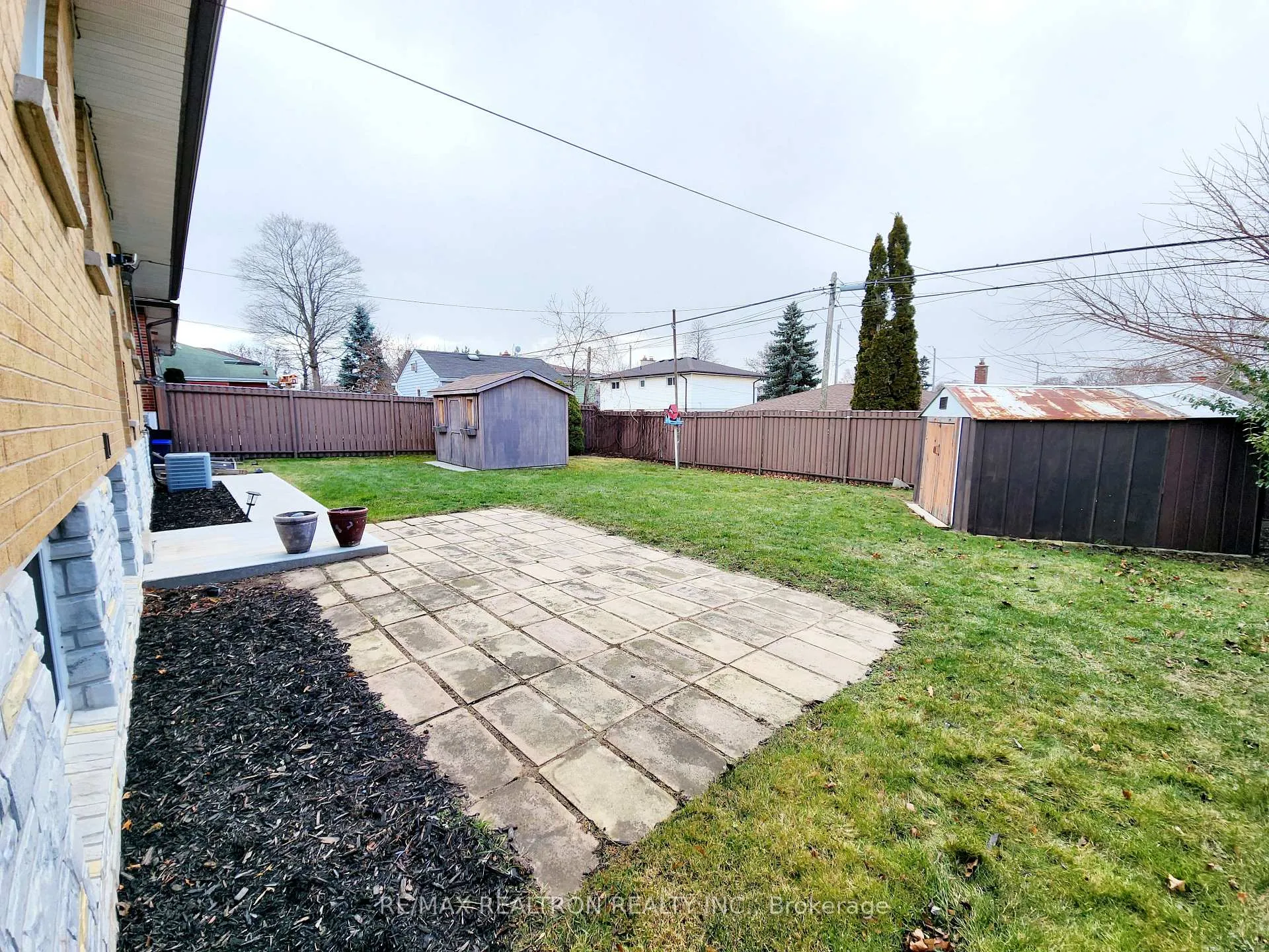 Photo 15 of 58 Athabasca Street, Oshawa, Donevan — HOMEH