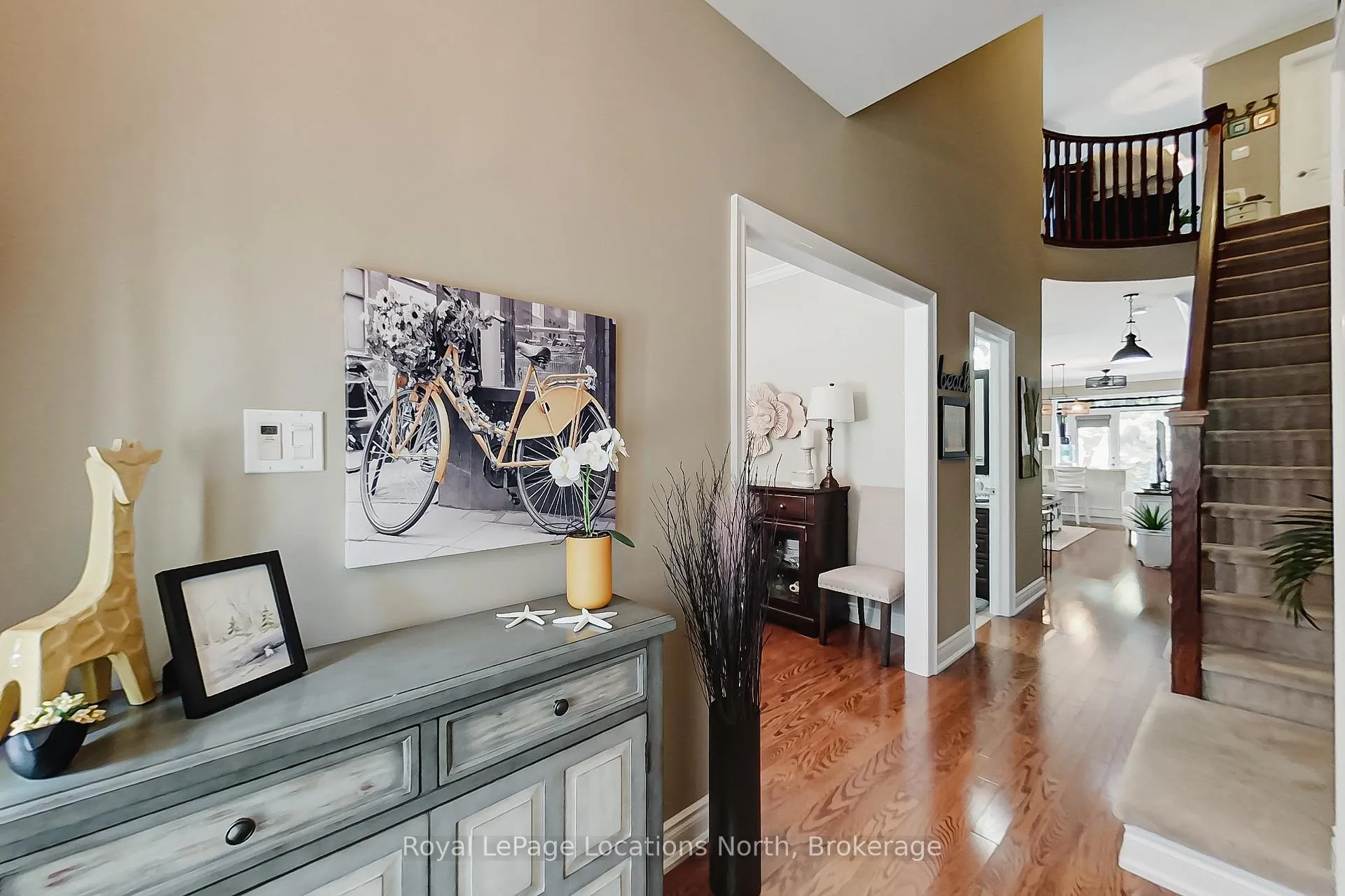 Photo 5 of 23 Covington Blue Crescent, Wasaga Beach — HOMEH