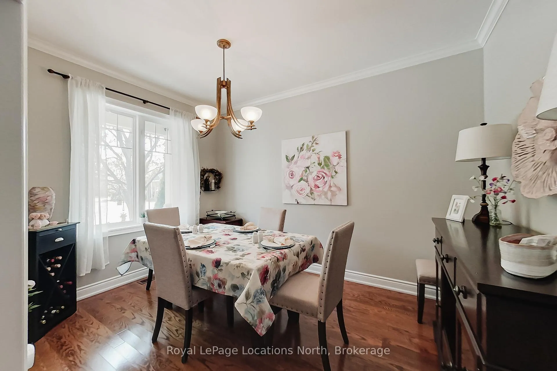 Photo 7 of 23 Covington Blue Crescent, Wasaga Beach — HOMEH