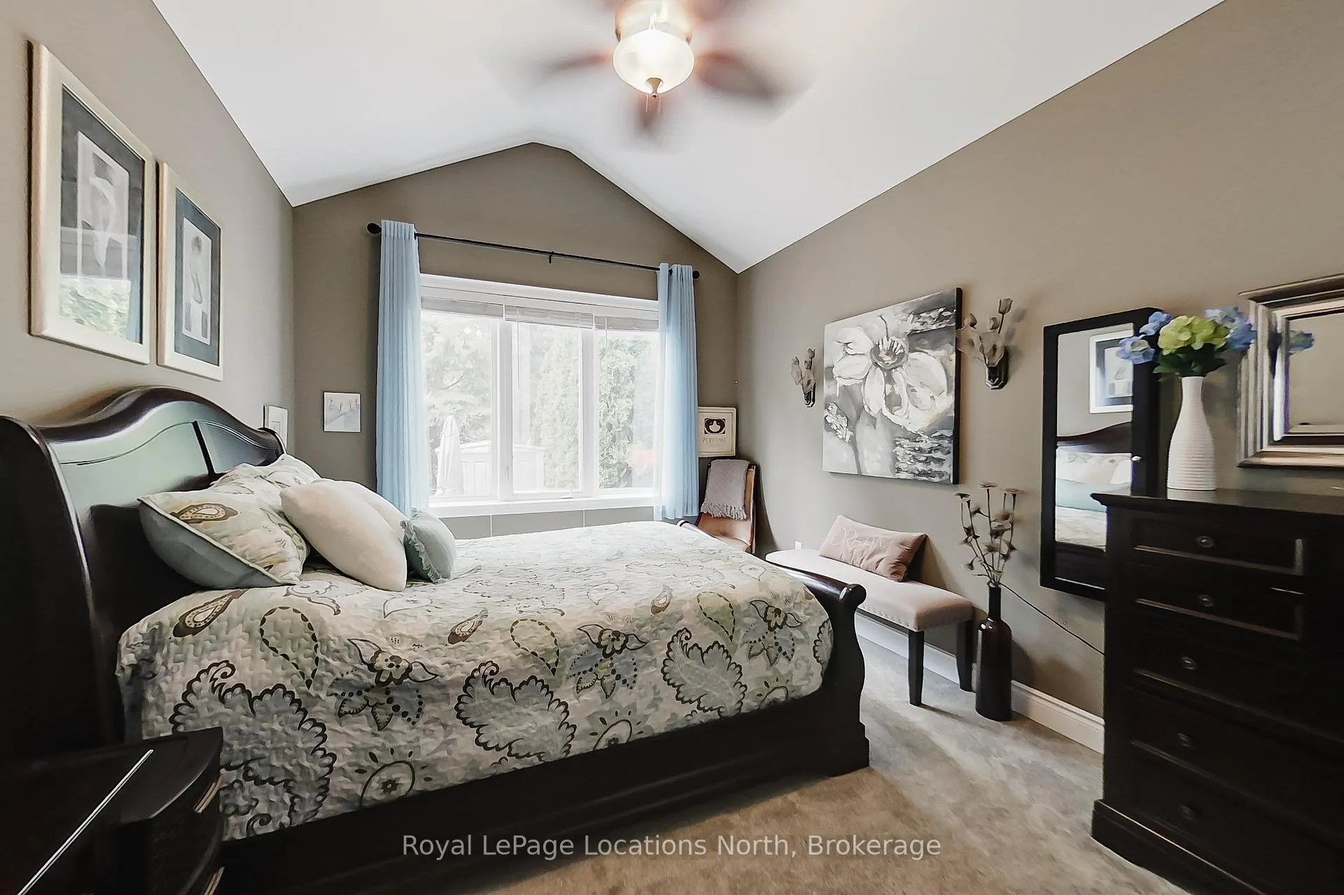 Photo 16 of 23 Covington Blue Crescent, Wasaga Beach — HOMEH
