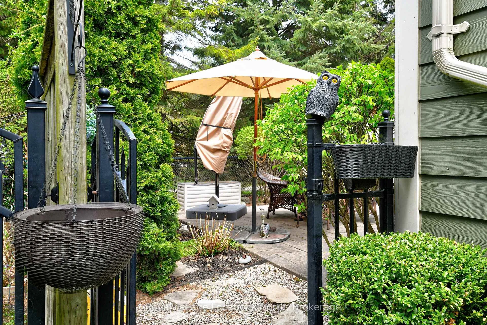 Photo 29 of 23 Covington Blue Crescent, Wasaga Beach — HOMEH