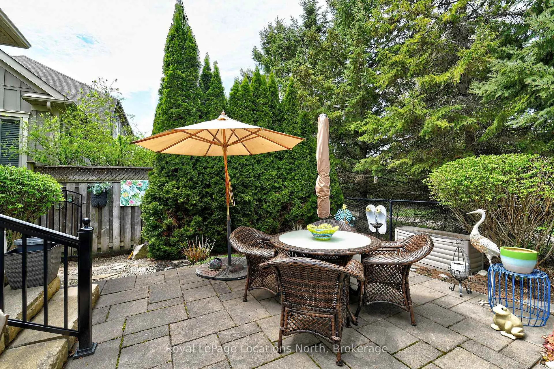 Photo 34 of 23 Covington Blue Crescent, Wasaga Beach — HOMEH