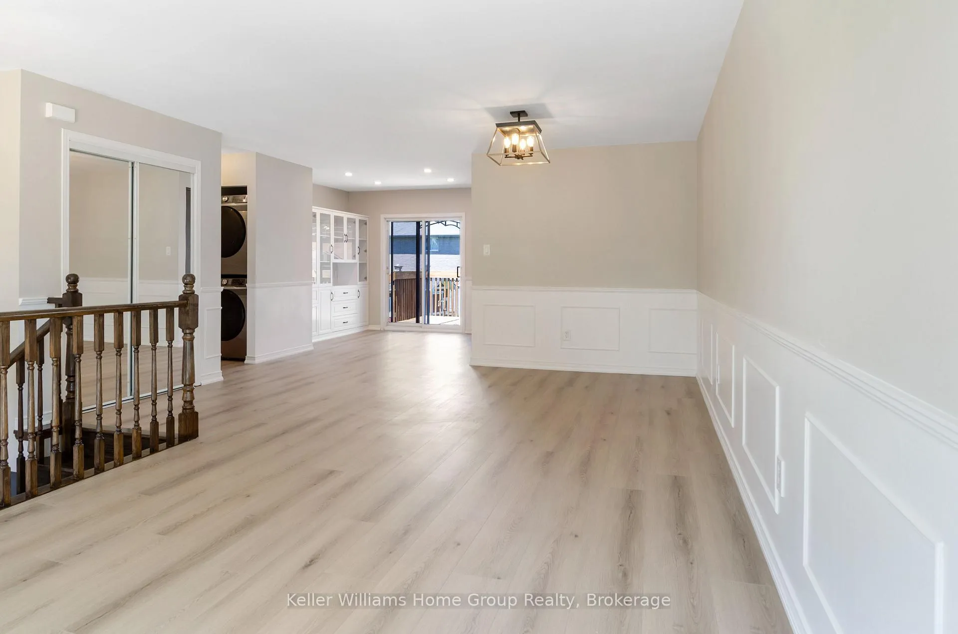 Photo 8 of 79 Hazelwood Crescent, Cambridge — HOMEH