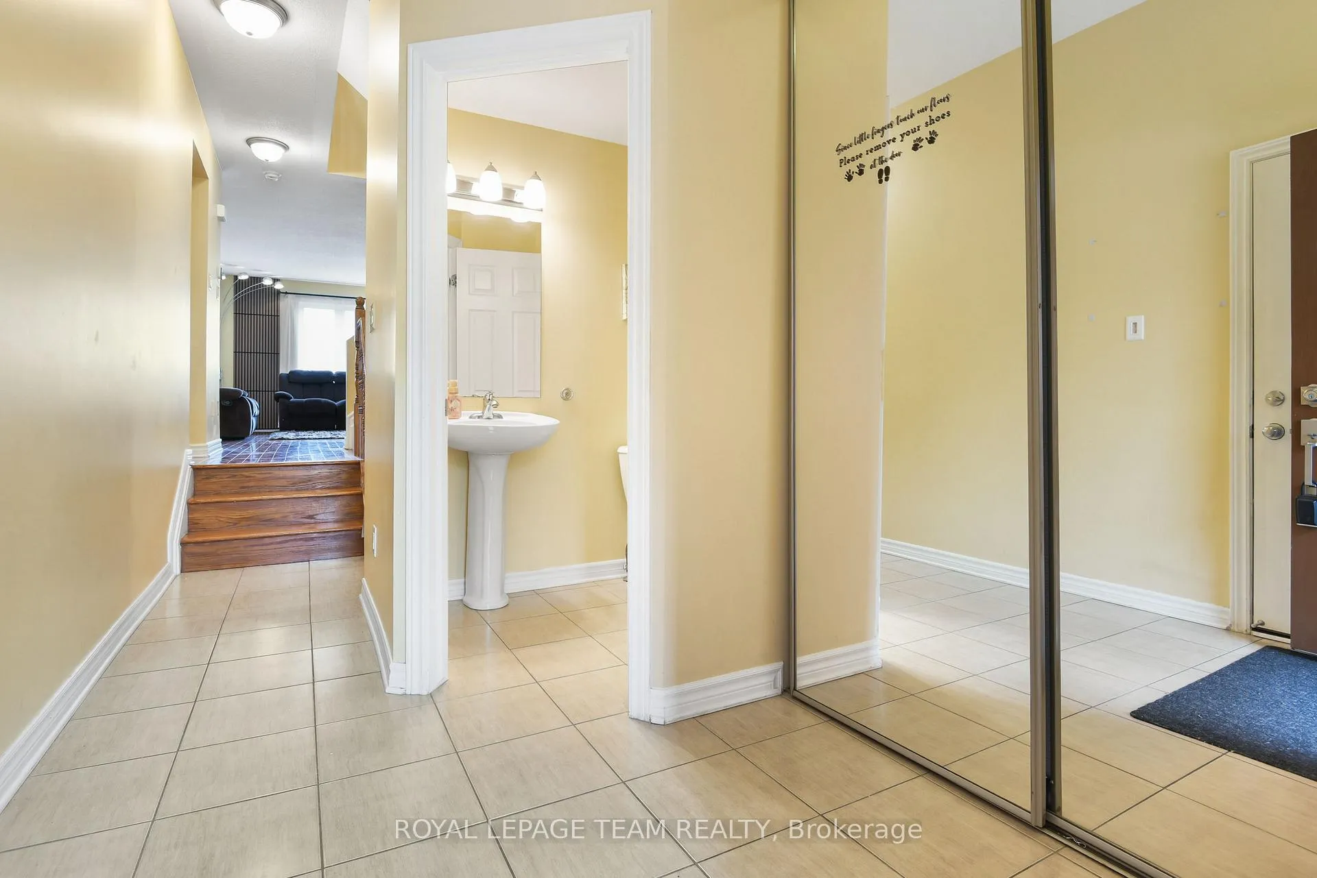 Photo 3 of 415 Galatina Way, Ottawa, Kanata - Morgan's Grant/South March — HOMEH