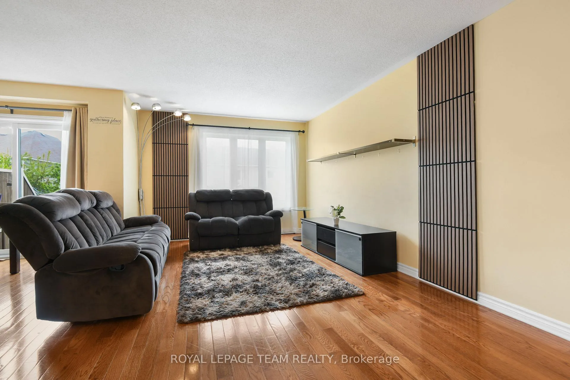 Photo 6 of 415 Galatina Way, Ottawa, Kanata - Morgan's Grant/South March — HOMEH