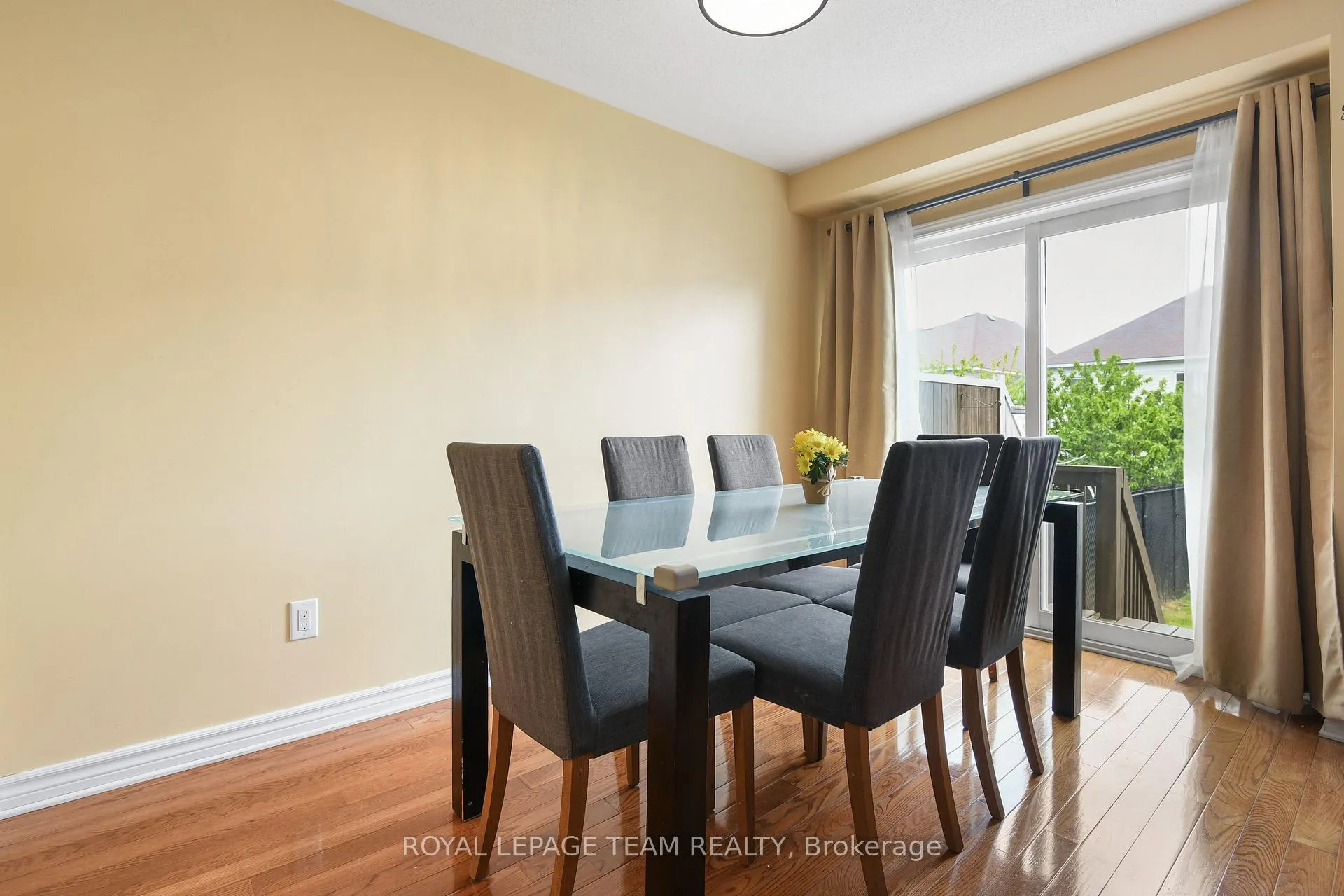 Photo 7 of 415 Galatina Way, Ottawa, Kanata - Morgan's Grant/South March — HOMEH