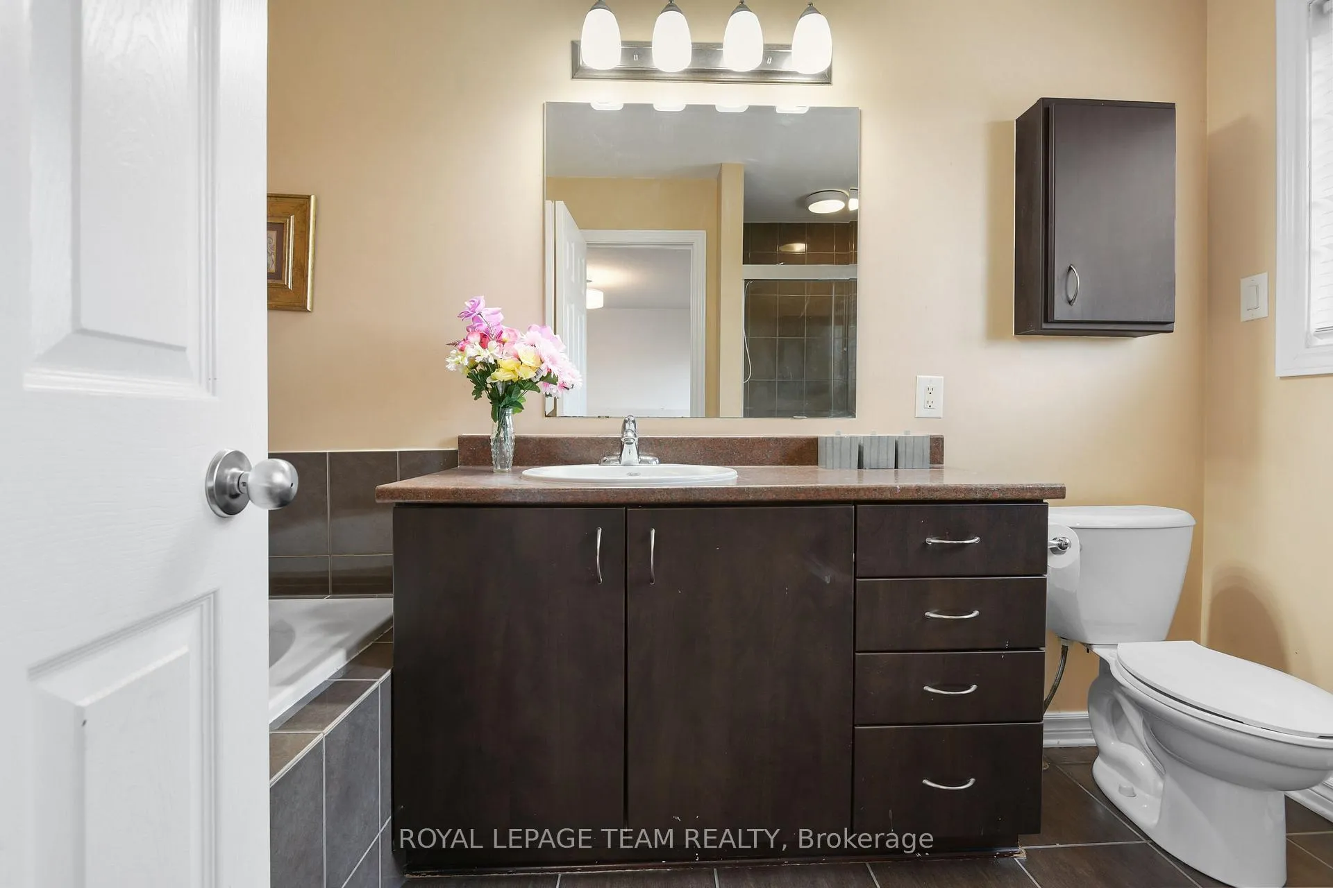 Photo 15 of 415 Galatina Way, Ottawa, Kanata - Morgan's Grant/South March — HOMEH