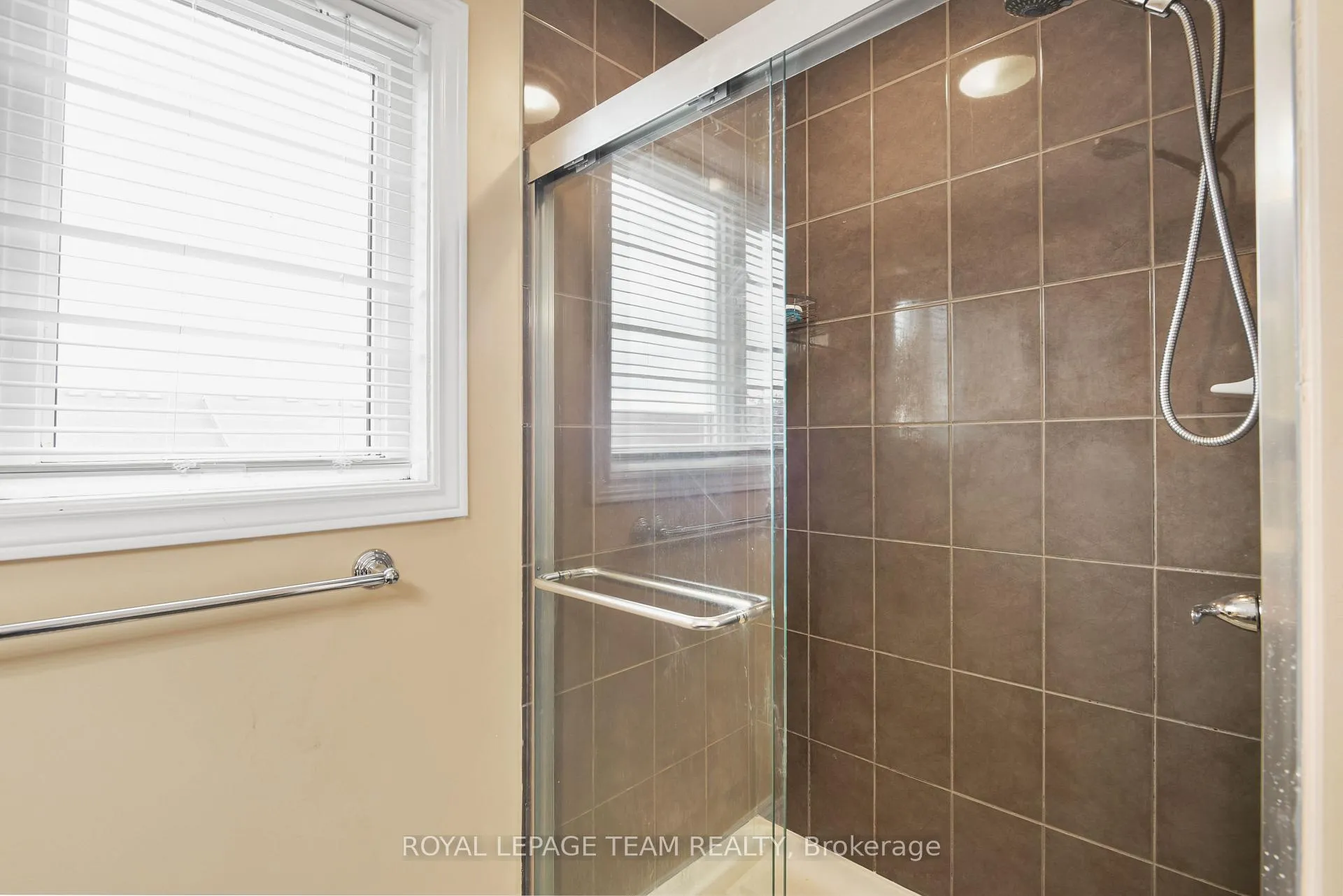 Photo 17 of 415 Galatina Way, Ottawa, Kanata - Morgan's Grant/South March — HOMEH