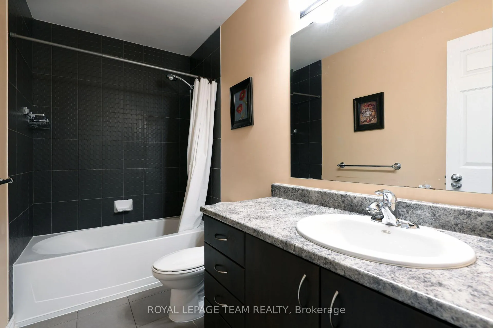Photo 20 of 415 Galatina Way, Ottawa, Kanata - Morgan's Grant/South March — HOMEH