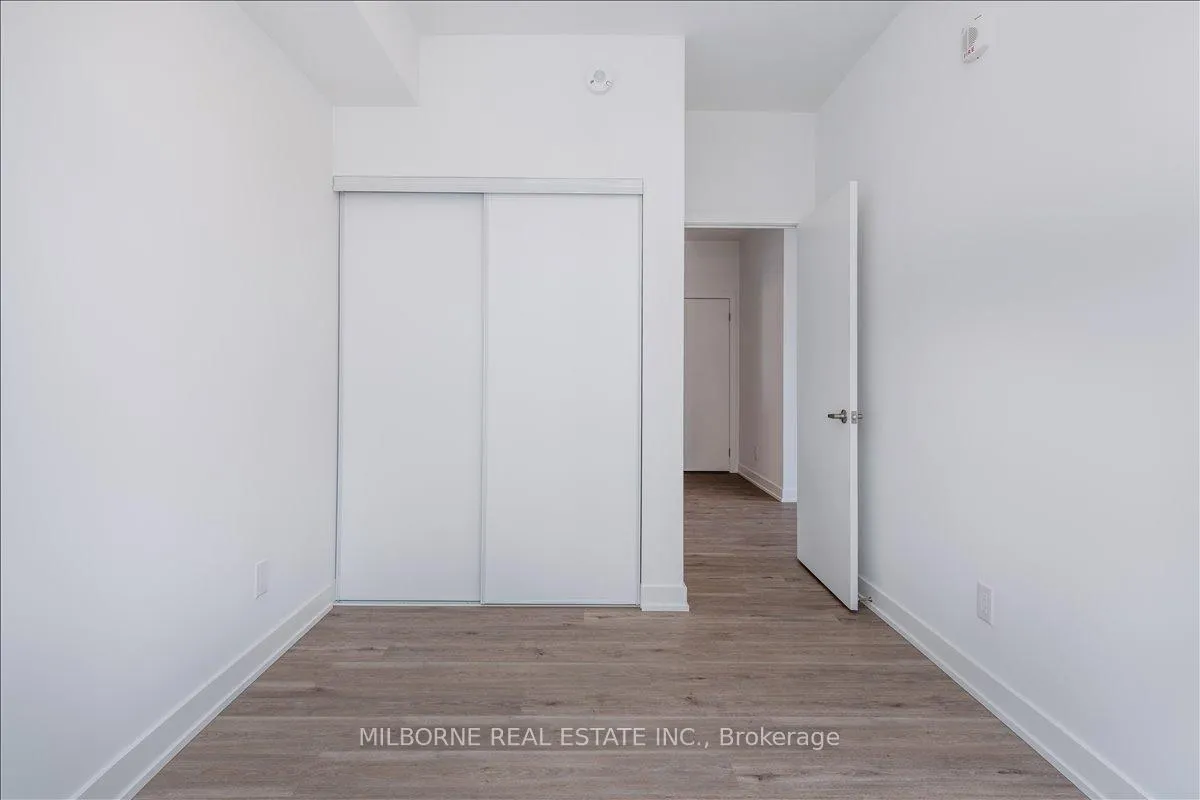 Photo 18 of Unit 609, 56 Lakeside Terr, Barrie, Little Lake — HOMEH