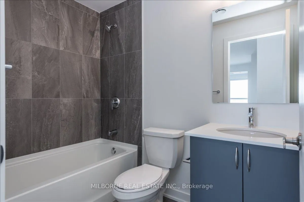 Photo 19 of Unit 609, 56 Lakeside Terr, Barrie, Little Lake — HOMEH