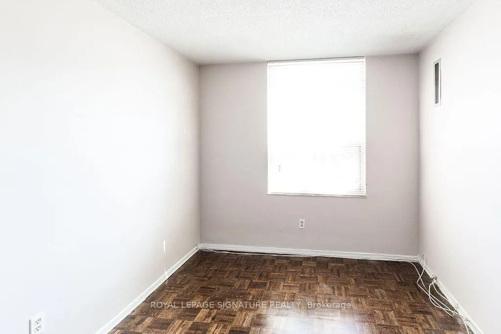 Photo 9 of Unit 1706, 20 Edgecliff Golfway, Toronto, Flemingdon Park — HOMEH