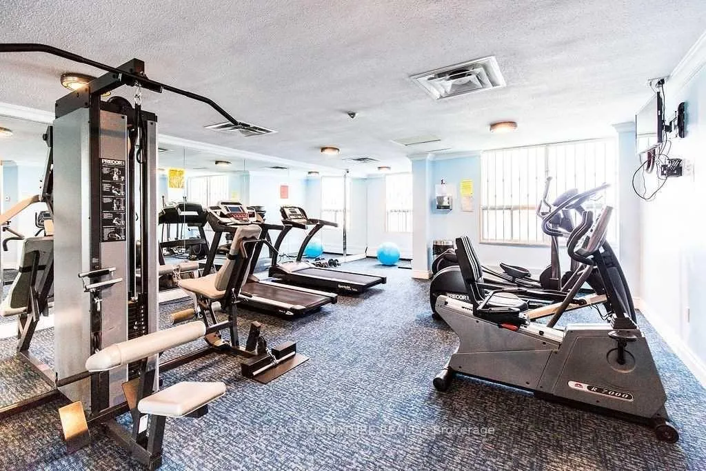Photo 11 of Unit 1706, 20 Edgecliff Golfway, Toronto, Flemingdon Park — HOMEH