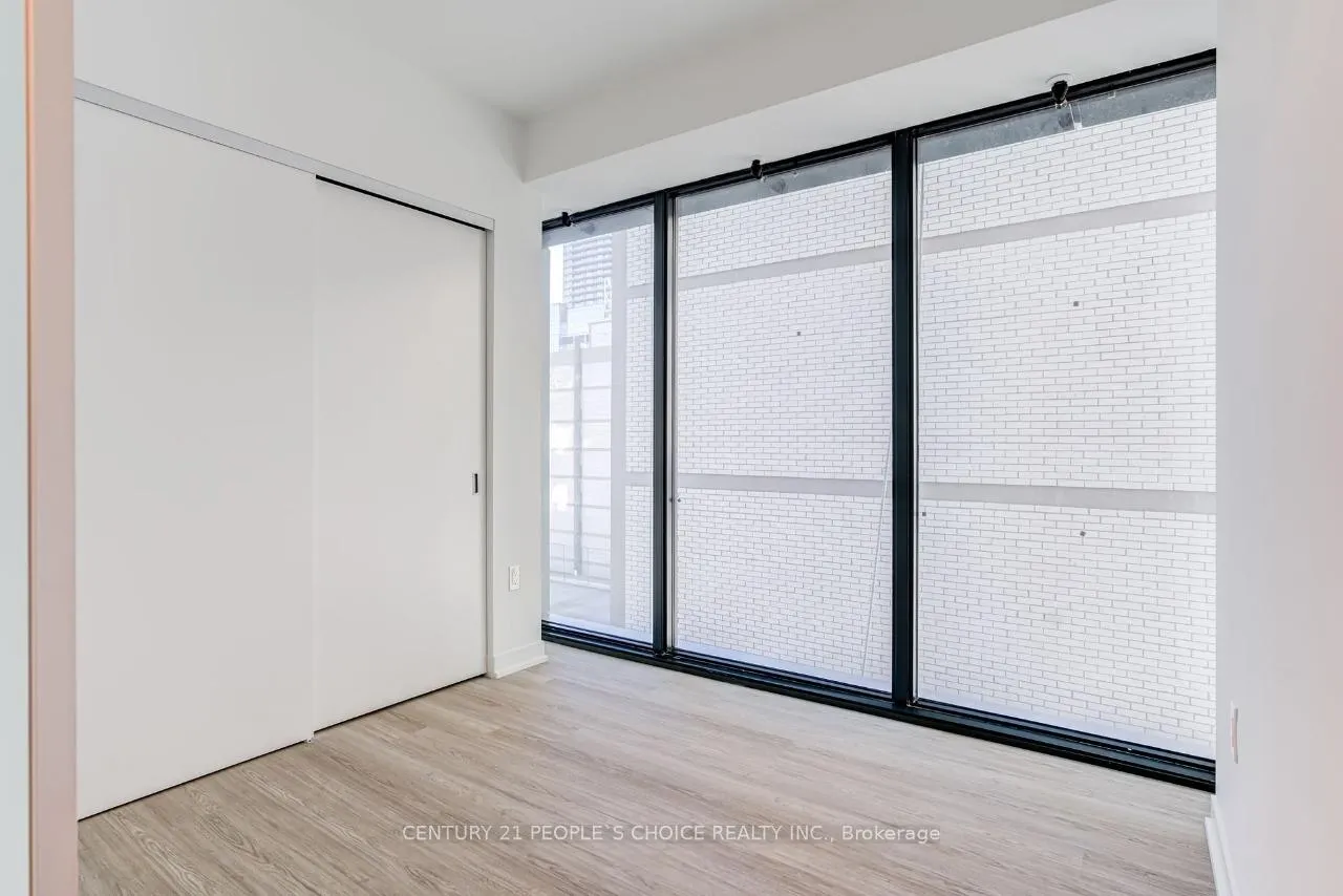 Photo 9 of Unit 910, 195 McCaul Street E, Toronto, Kensington-Chinatown — HOMEH