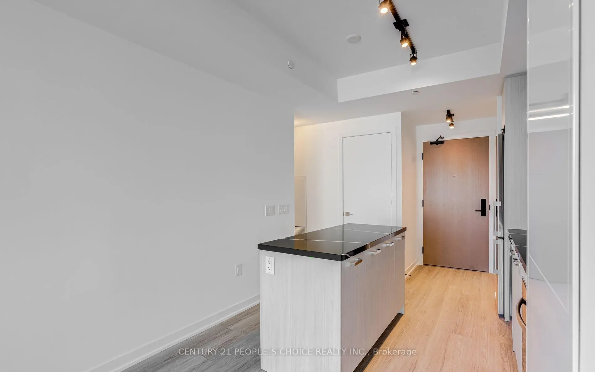 Photo 13 of Unit 910, 195 McCaul Street E, Toronto, Kensington-Chinatown — HOMEH