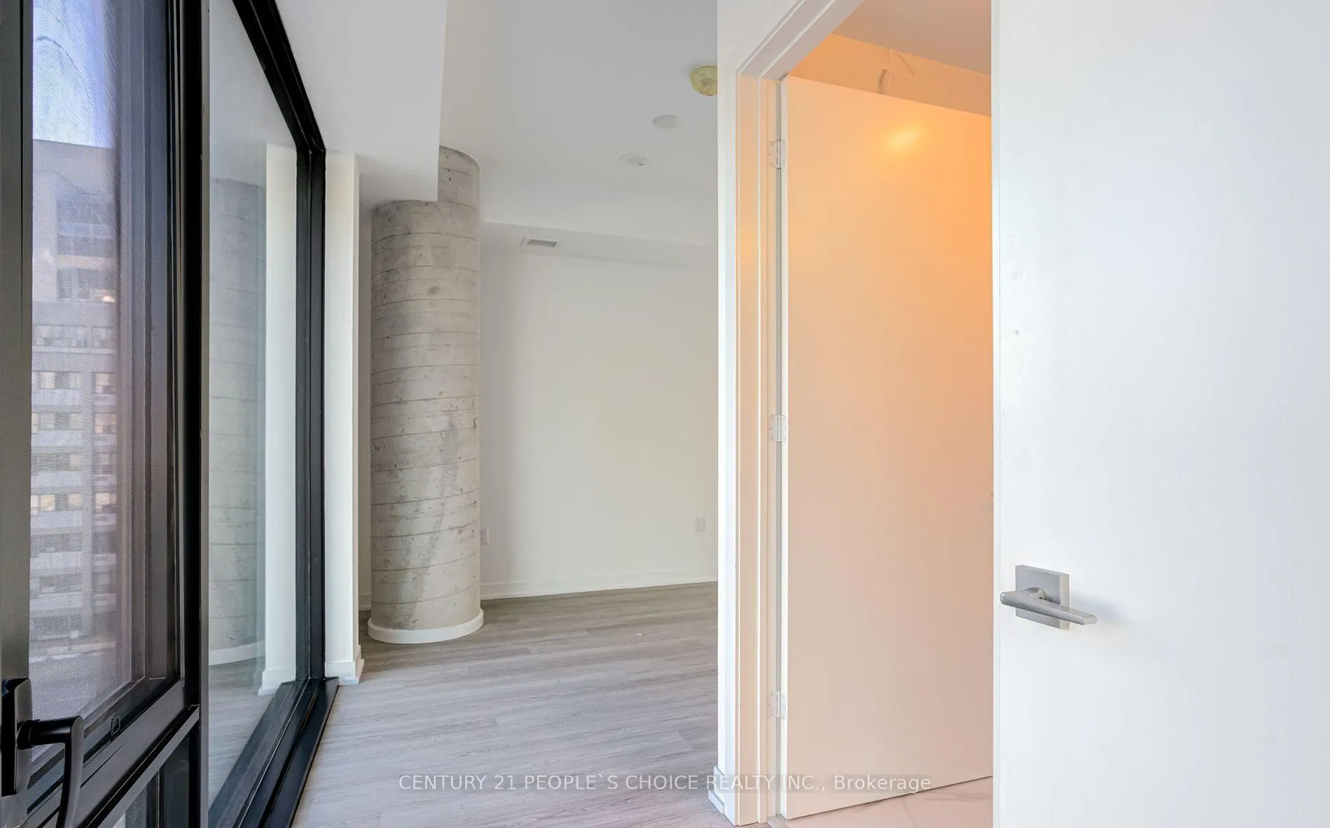 Photo 19 of Unit 910, 195 McCaul Street E, Toronto, Kensington-Chinatown — HOMEH