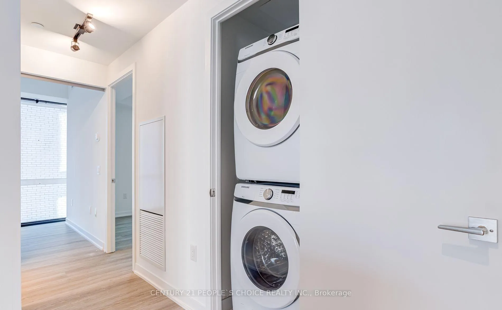 Photo 22 of Unit 910, 195 McCaul Street E, Toronto, Kensington-Chinatown — HOMEH