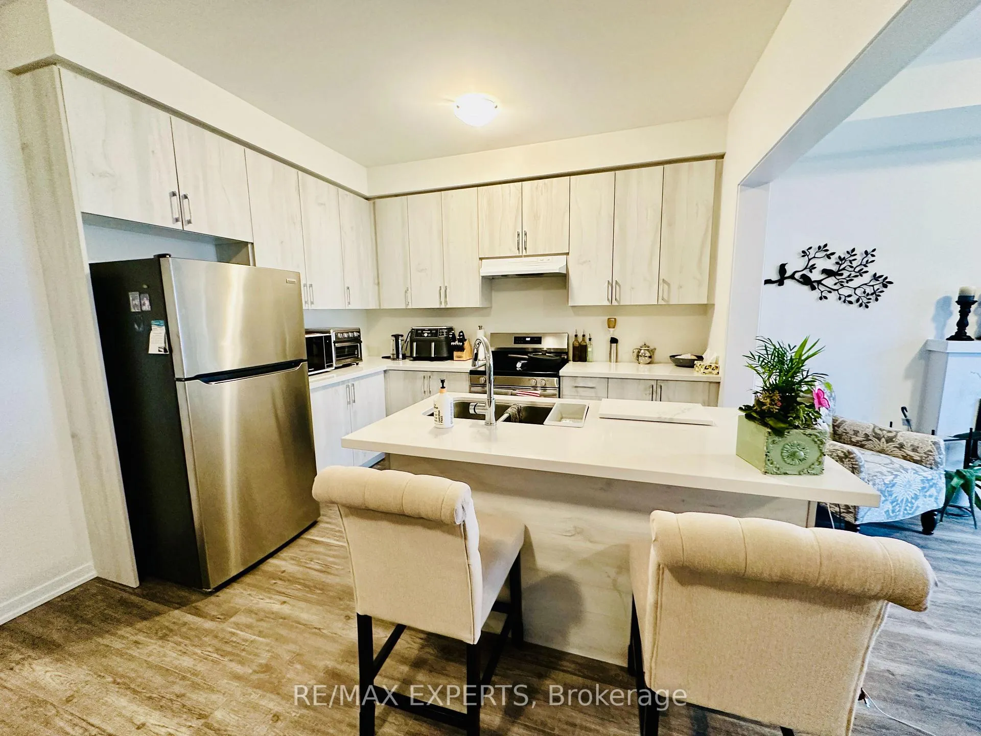 Photo 11 of 1541 Wheatcroft Drive, Oshawa, Kedron — HOMEH