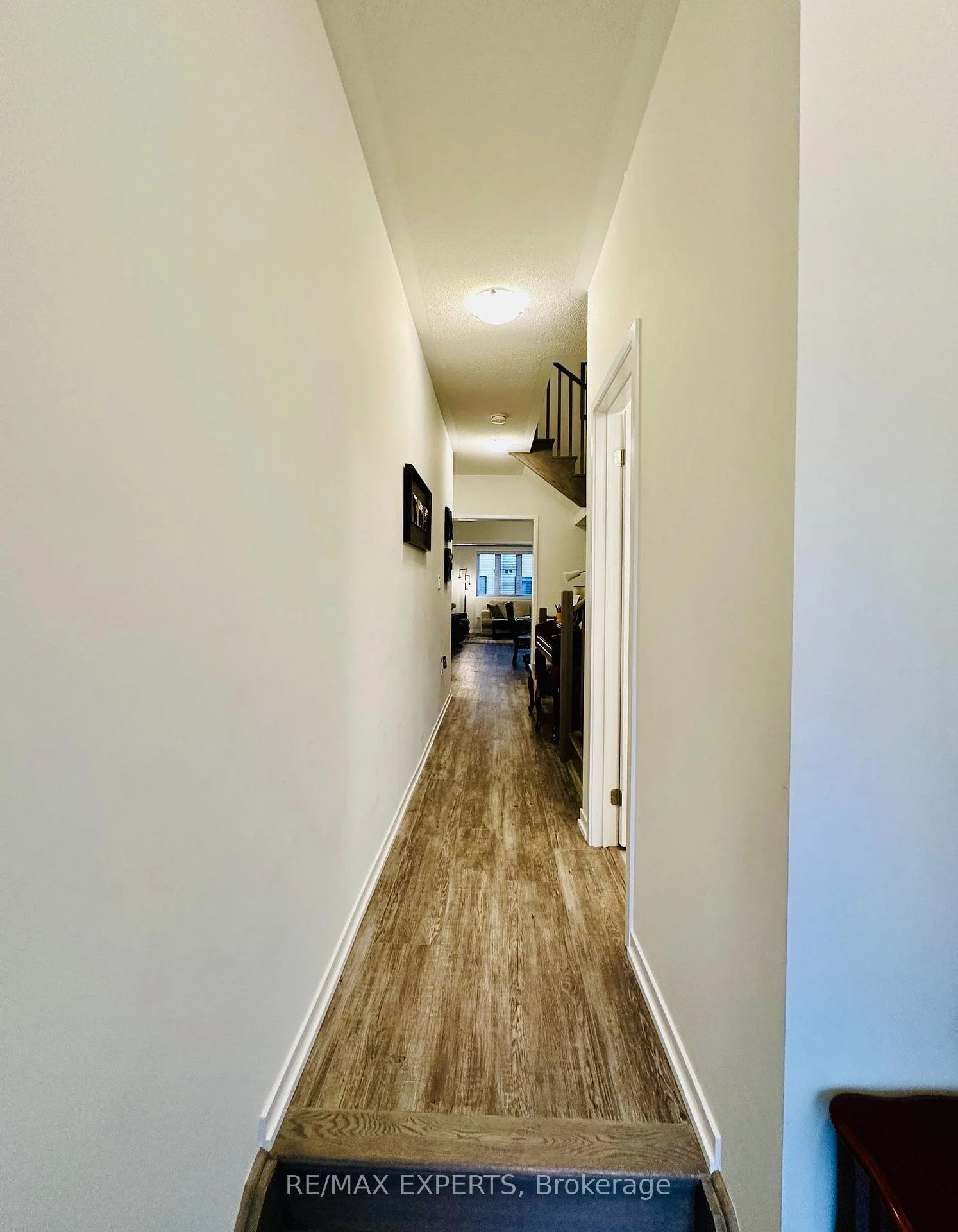 Photo 6 of 1541 Wheatcroft Drive, Oshawa, Kedron — HOMEH