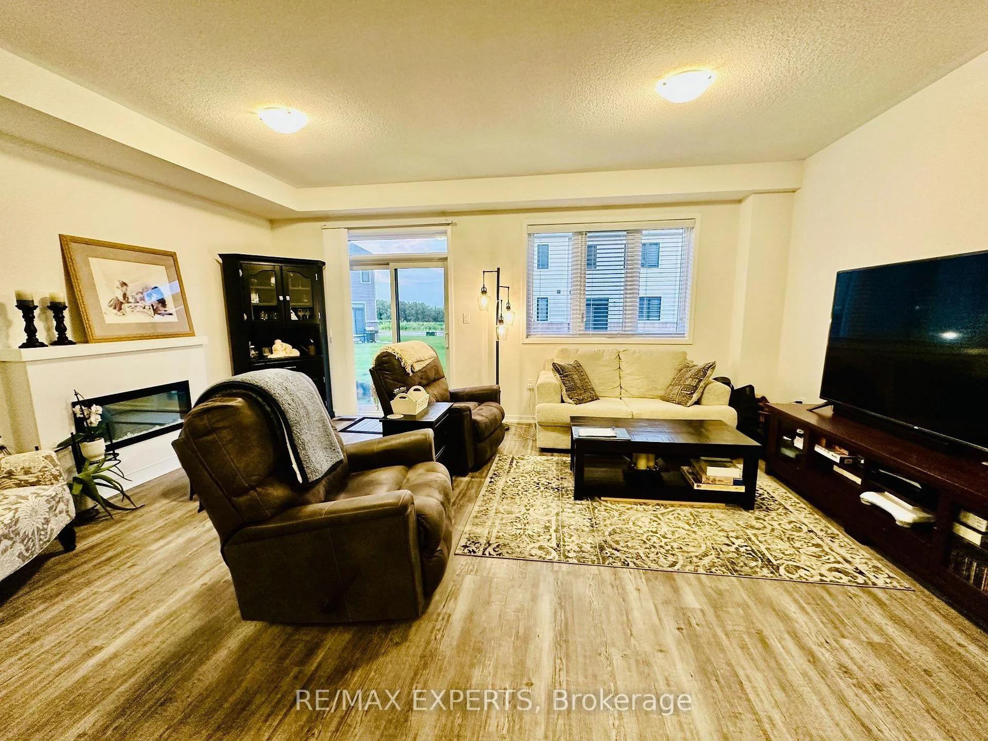 Photo 15 of 1541 Wheatcroft Drive, Oshawa, Kedron — HOMEH