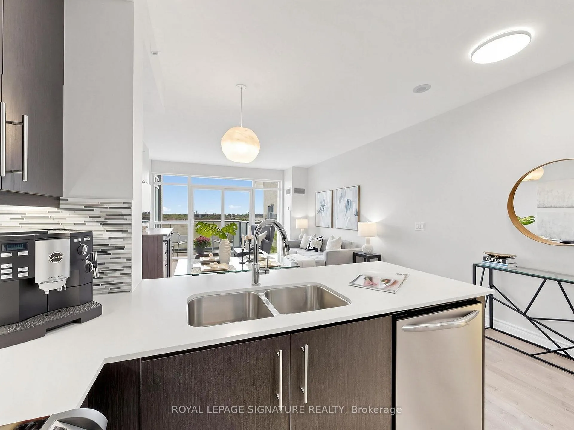 Photo 12 of Unit 1210, 55 Oneida Crescent, Richmond Hill, Langstaff — HOMEH