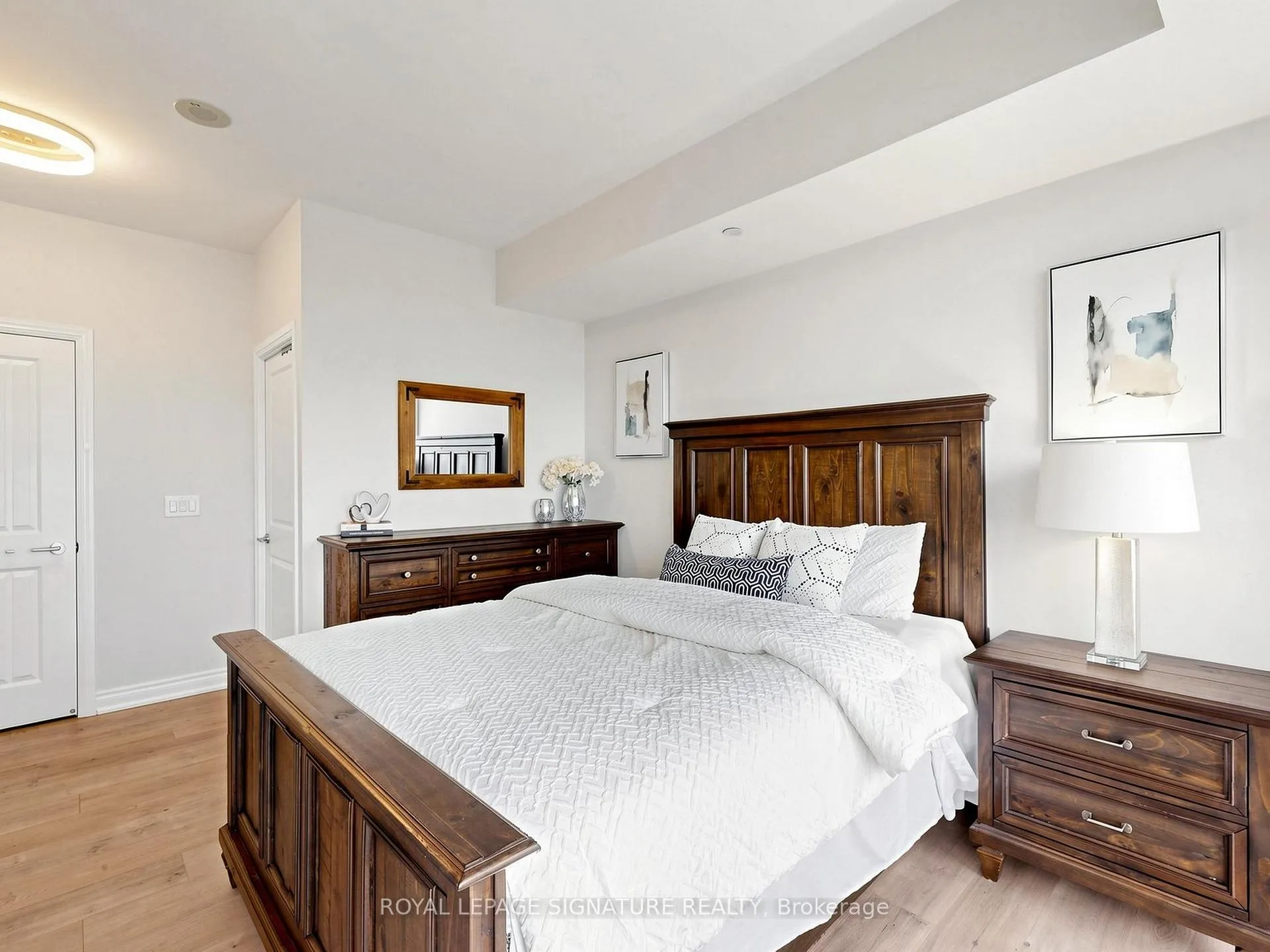 Photo 16 of Unit 1210, 55 Oneida Crescent, Richmond Hill, Langstaff — HOMEH