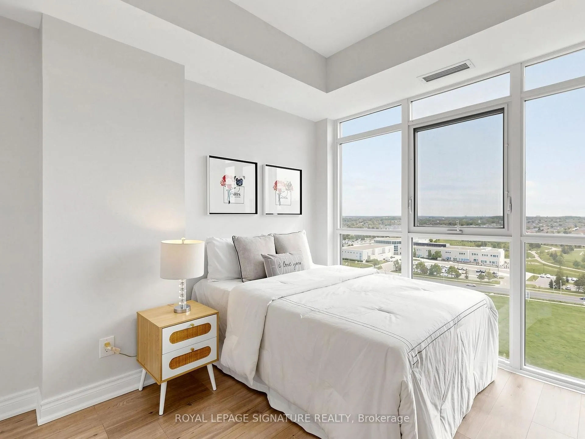 Photo 19 of Unit 1210, 55 Oneida Crescent, Richmond Hill, Langstaff — HOMEH