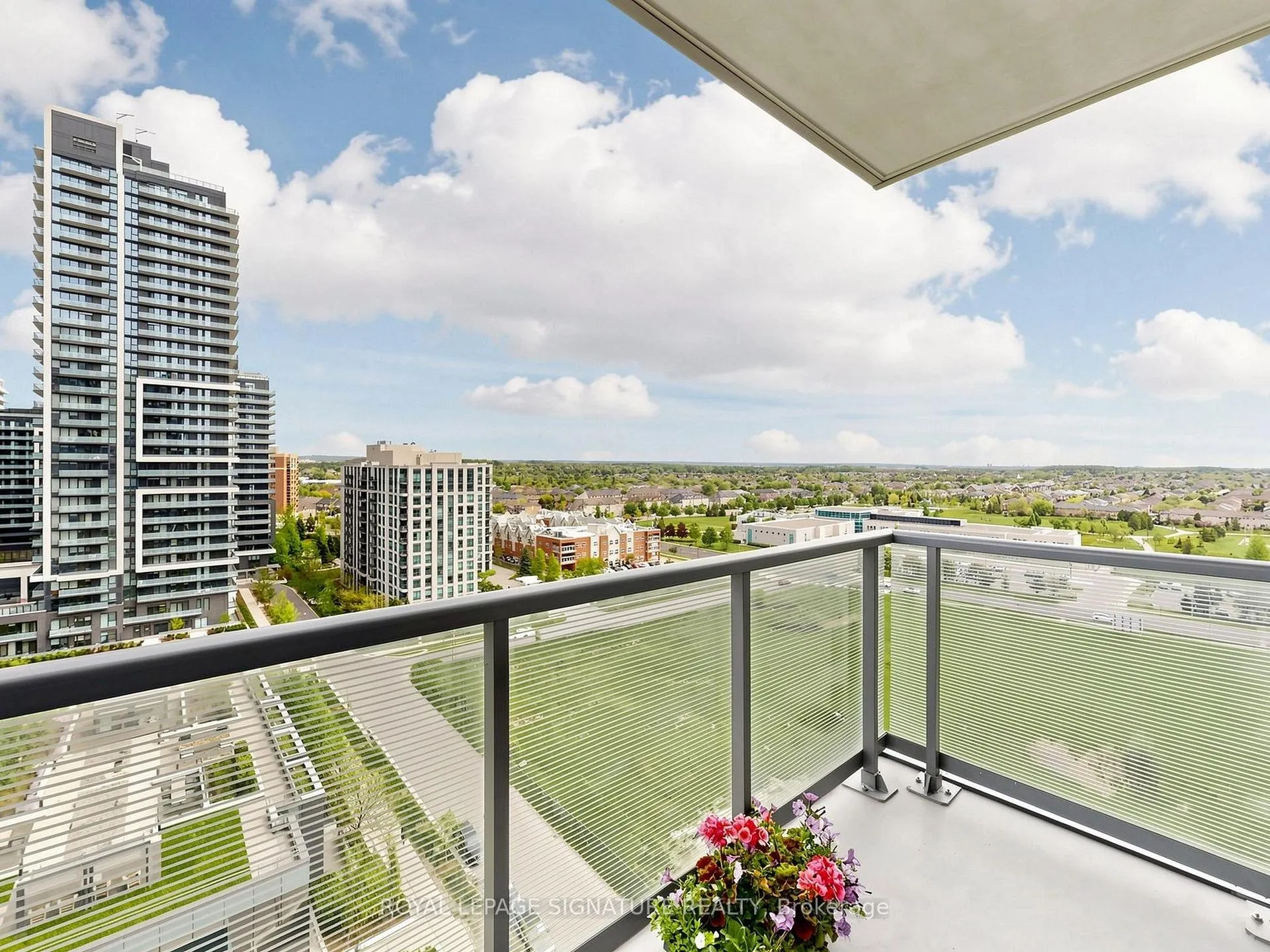 Photo 24 of Unit 1210, 55 Oneida Crescent, Richmond Hill, Langstaff — HOMEH