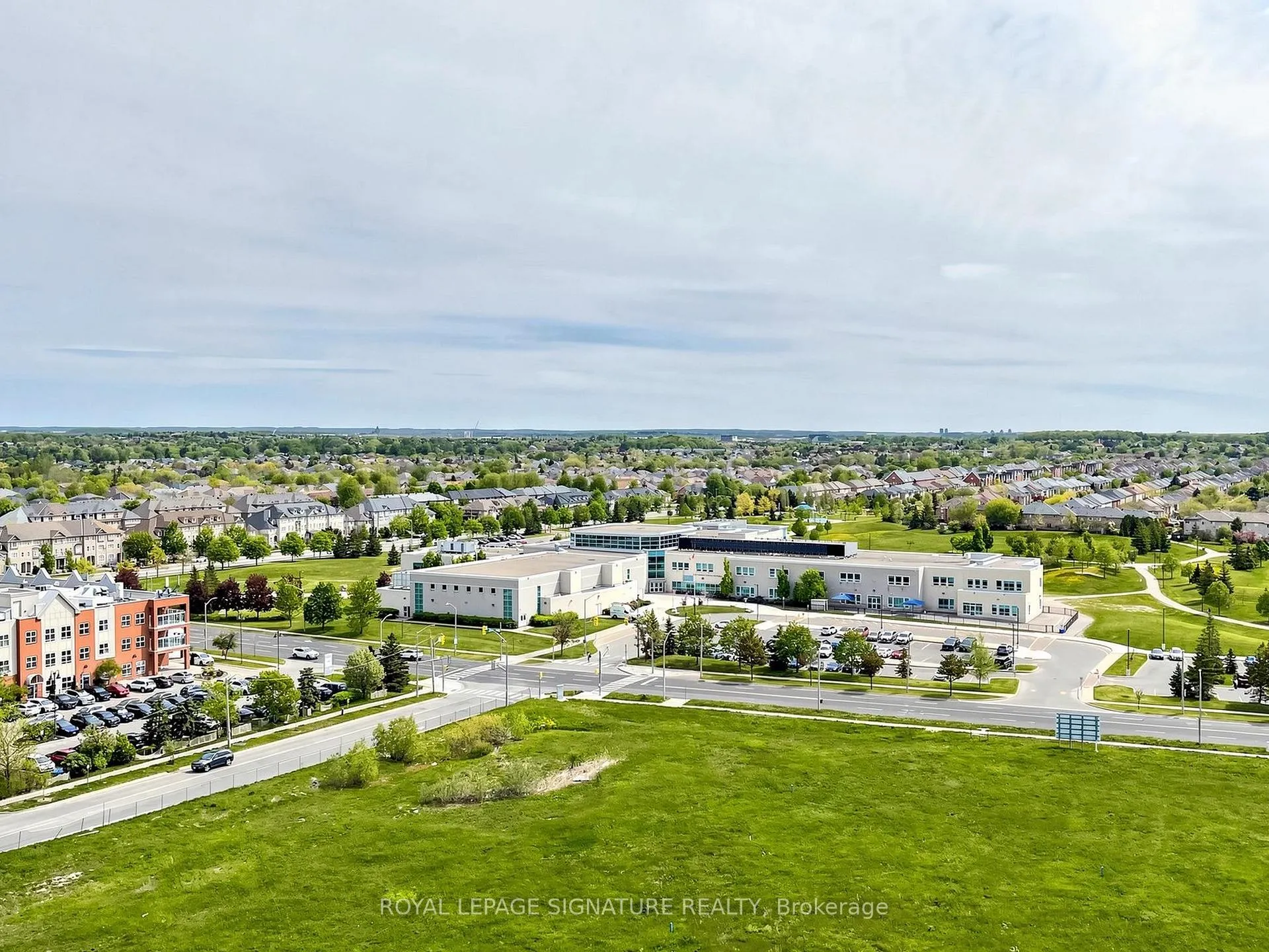Photo 27 of Unit 1210, 55 Oneida Crescent, Richmond Hill, Langstaff — HOMEH