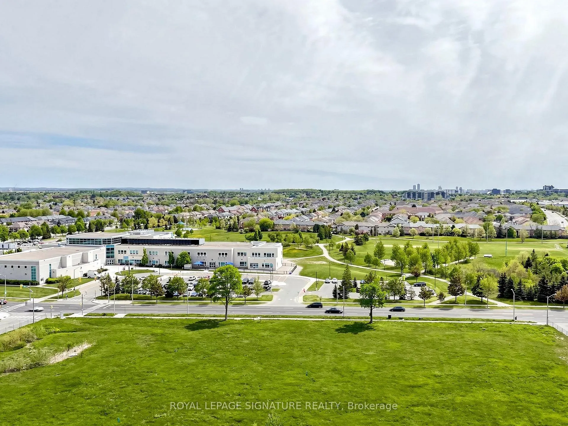 Photo 28 of Unit 1210, 55 Oneida Crescent, Richmond Hill, Langstaff — HOMEH