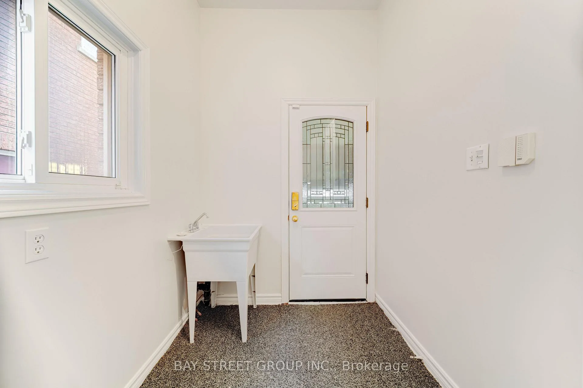 Photo 10 of 69 Bilbermar Drive, Richmond Hill, Devonsleigh — HOMEH