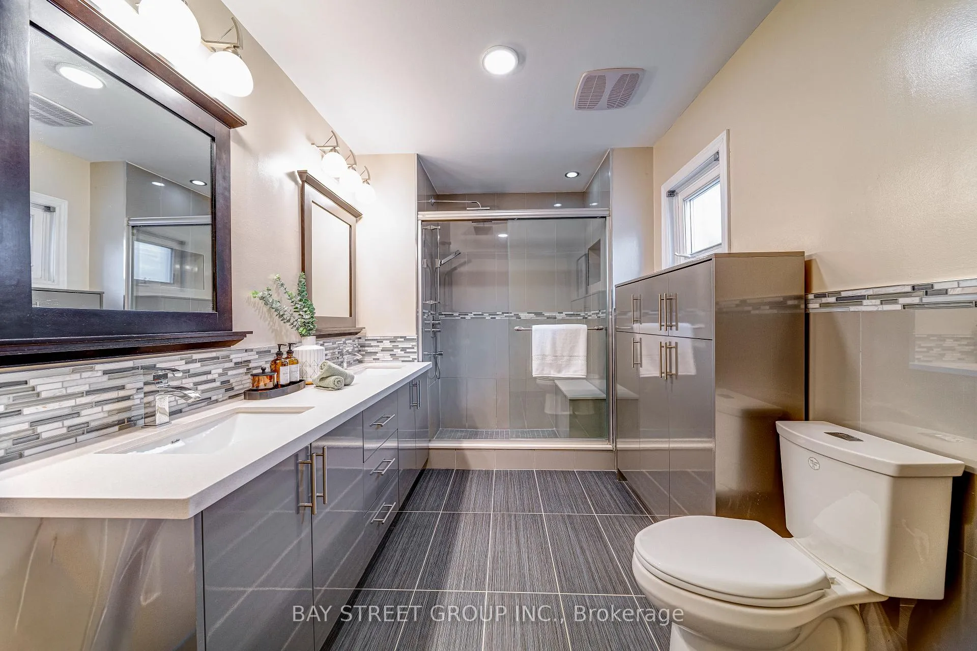 Photo 27 of 69 Bilbermar Drive, Richmond Hill, Devonsleigh — HOMEH
