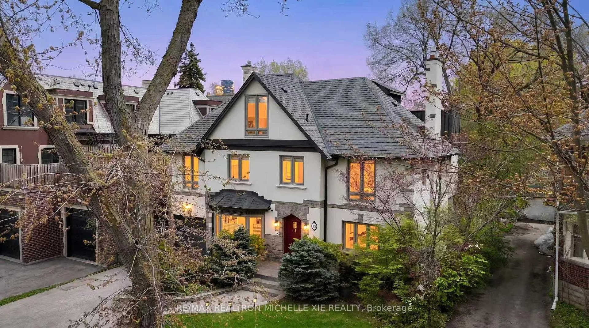 Photo 1 of 15 Strathallan Boulevard, Toronto, Lawrence Park South — HOMEH