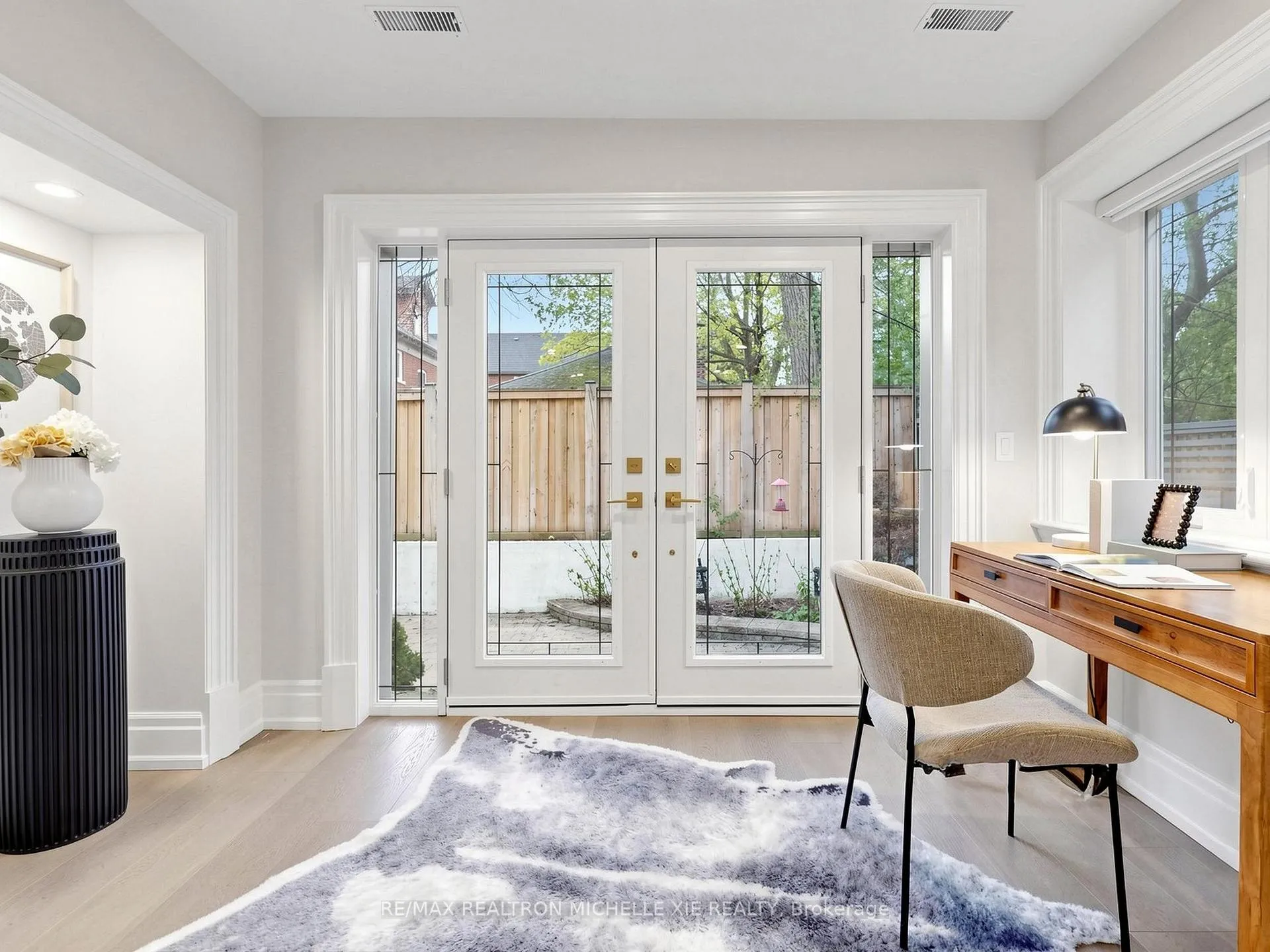 Photo 9 of 15 Strathallan Boulevard, Toronto, Lawrence Park South — HOMEH