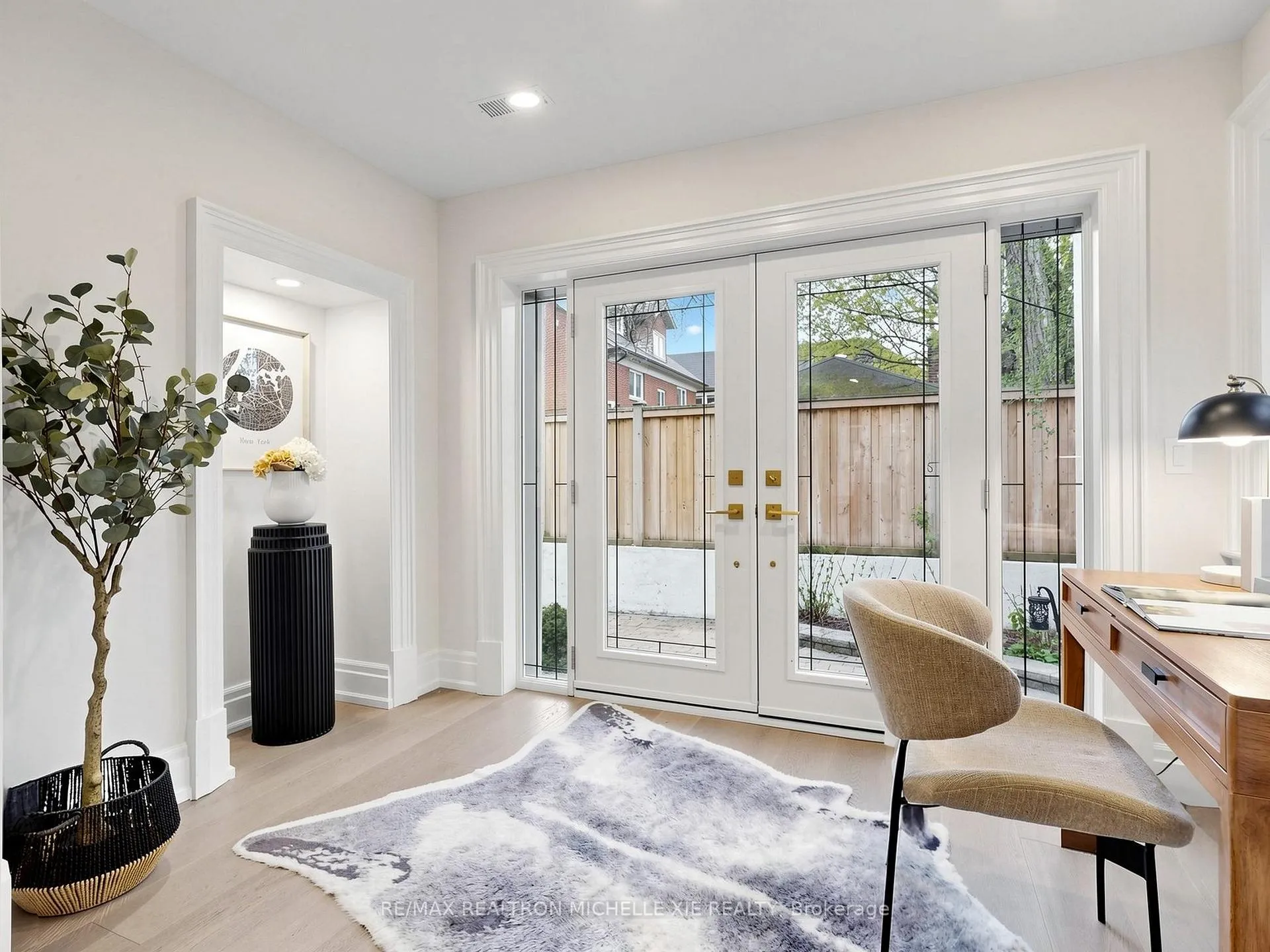 Photo 10 of 15 Strathallan Boulevard, Toronto, Lawrence Park South — HOMEH
