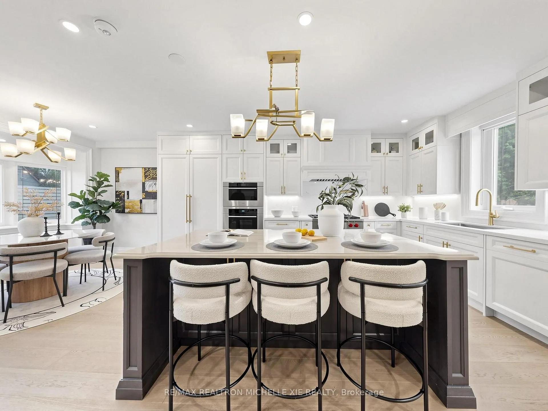 Photo 12 of 15 Strathallan Boulevard, Toronto, Lawrence Park South — HOMEH
