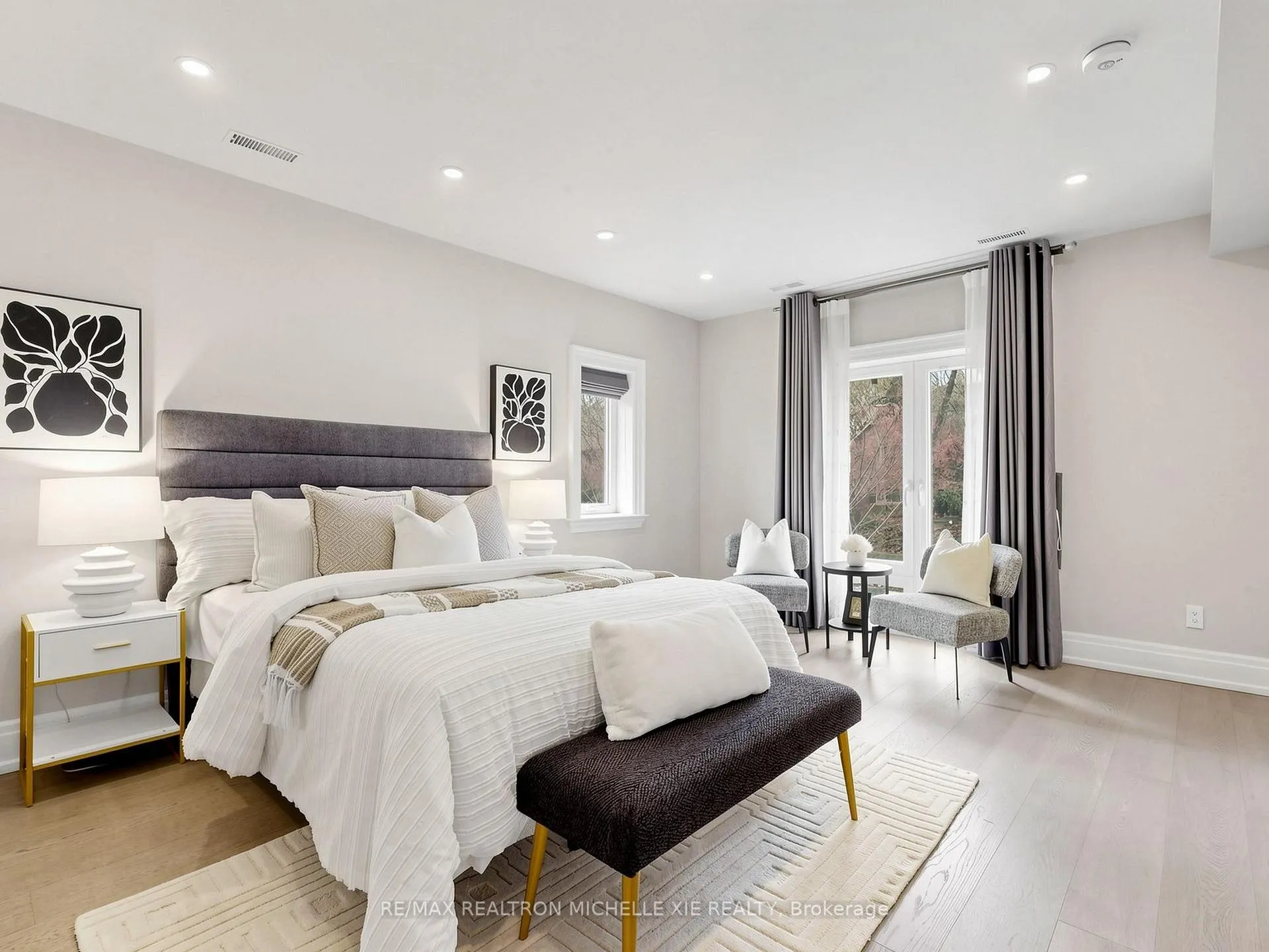 Photo 22 of 15 Strathallan Boulevard, Toronto, Lawrence Park South — HOMEH