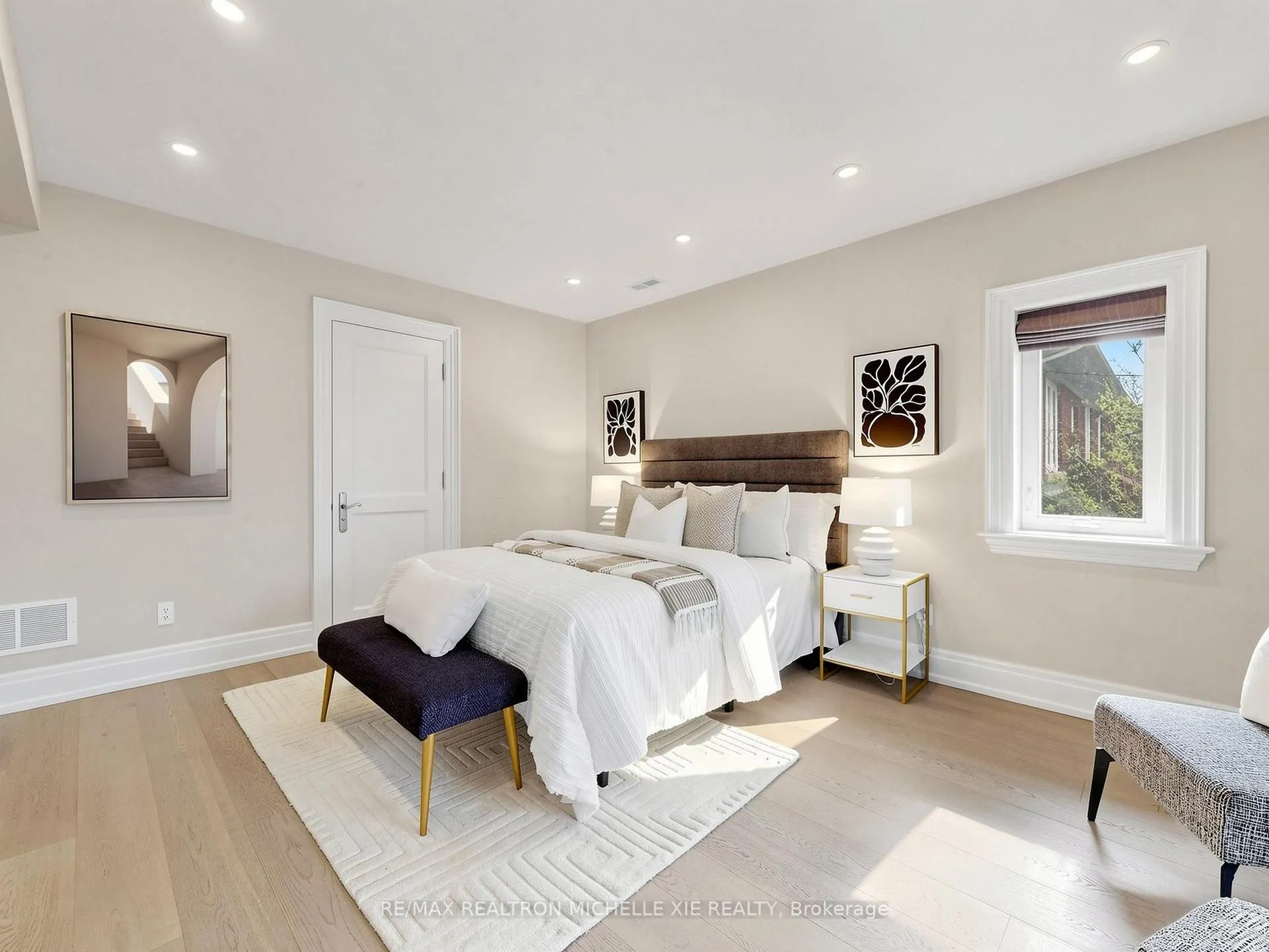 Photo 23 of 15 Strathallan Boulevard, Toronto, Lawrence Park South — HOMEH