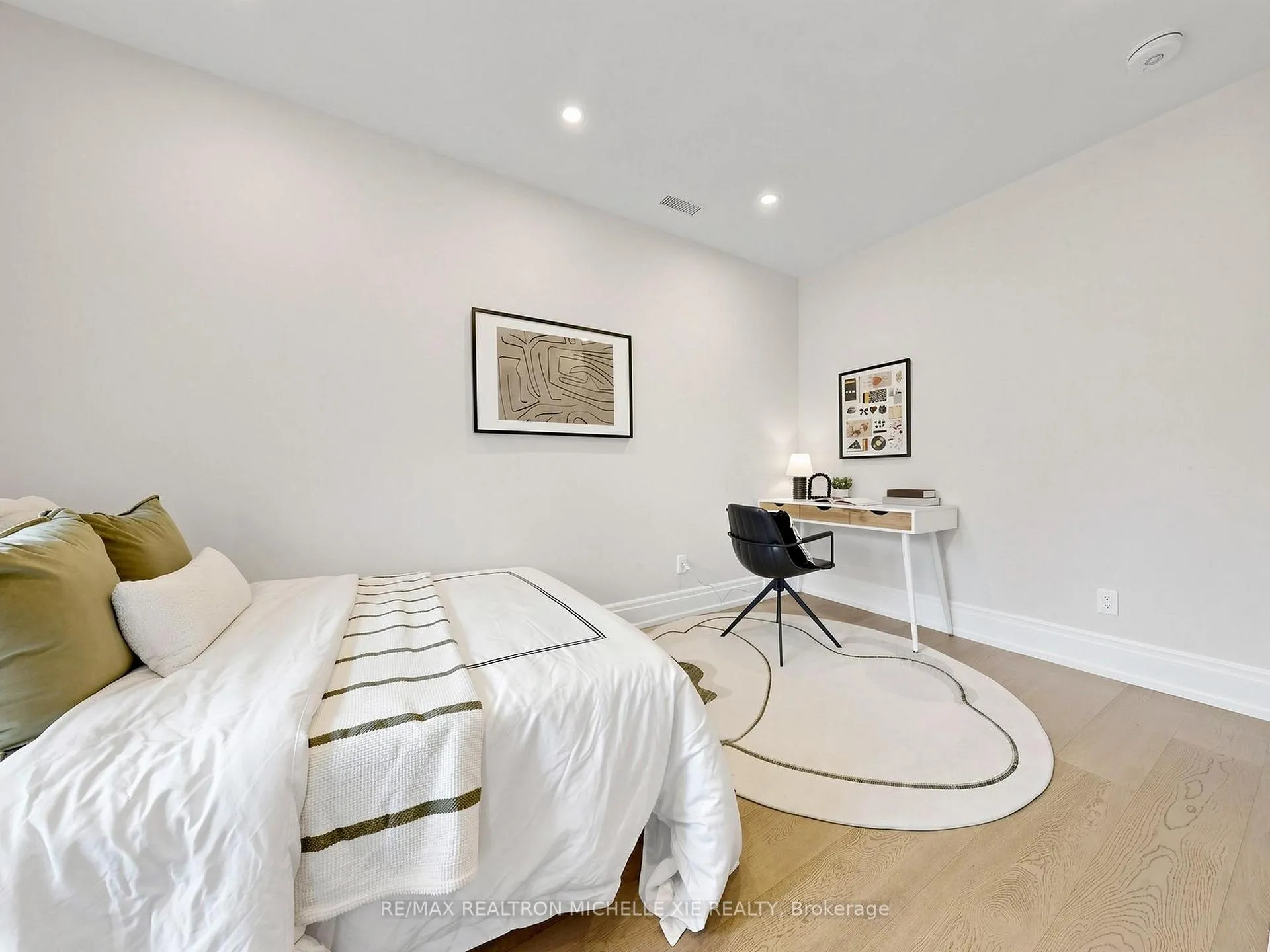 Photo 28 of 15 Strathallan Boulevard, Toronto, Lawrence Park South — HOMEH