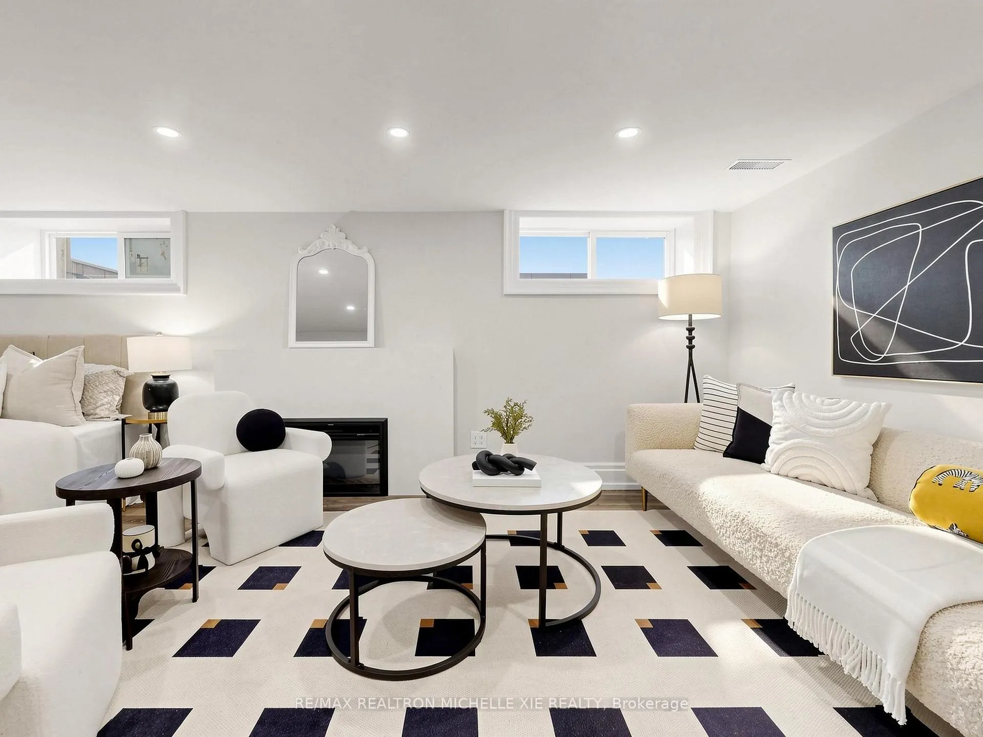 Photo 37 of 15 Strathallan Boulevard, Toronto, Lawrence Park South — HOMEH